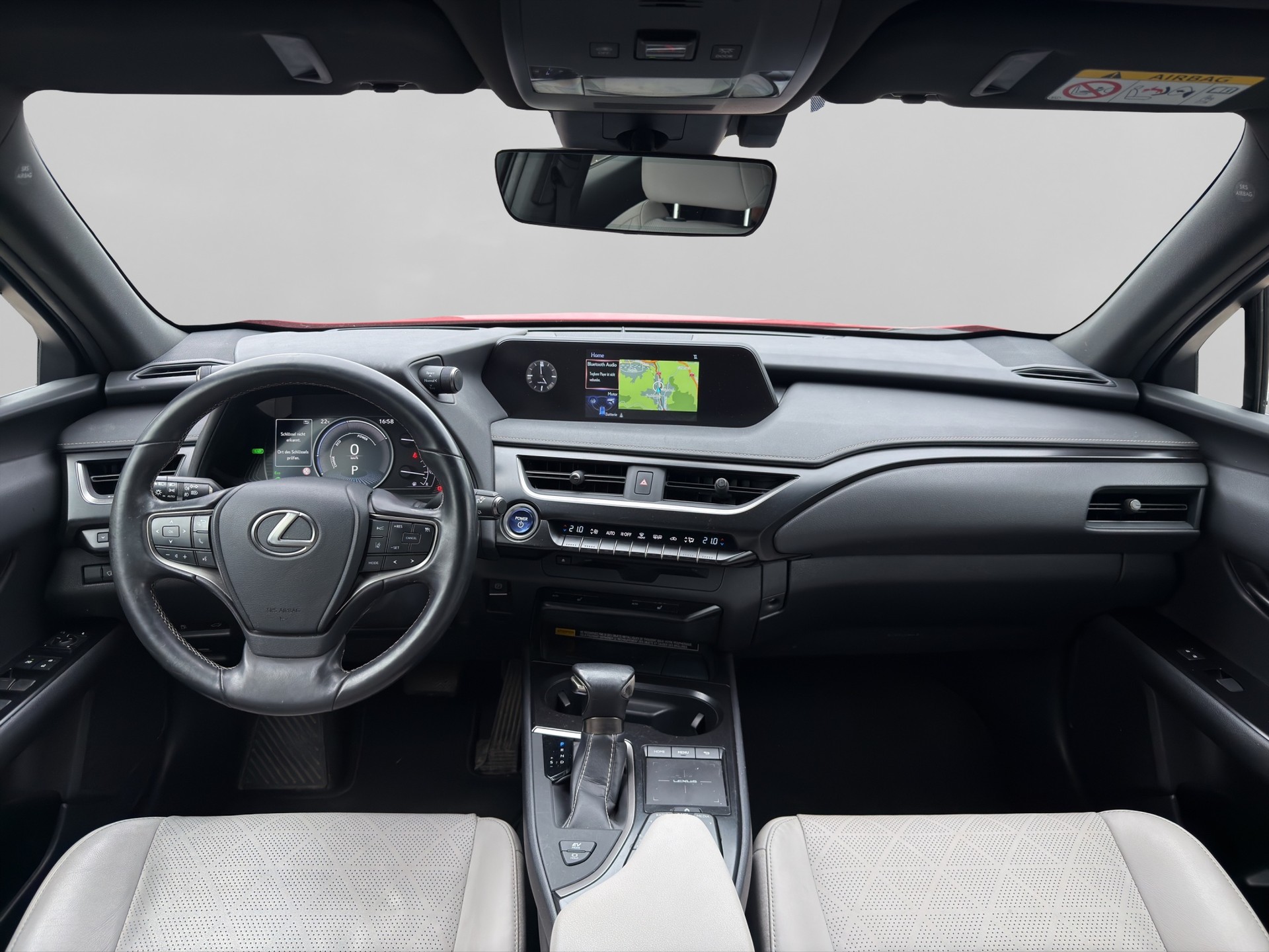 LEXUS UX 250h Comfort AWD Automatic-image-8