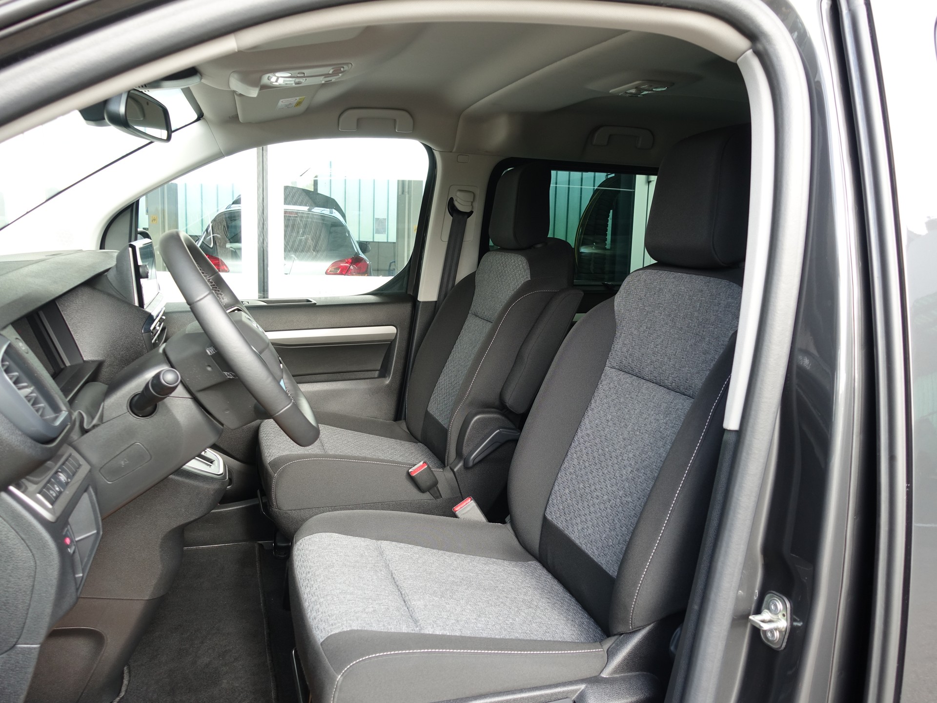 OPEL Zafira 2.0 CDTI L Automat 177PS 8-Plätzer-image-25