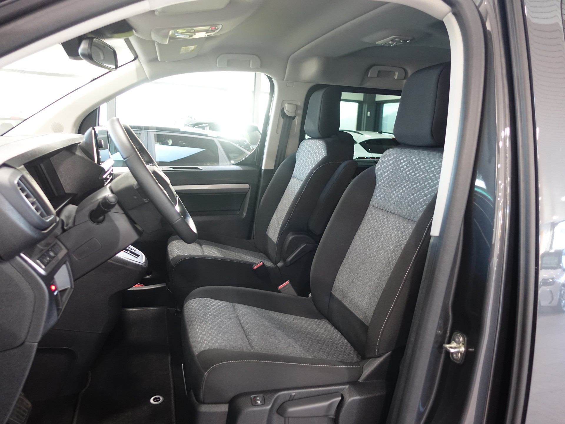 OPEL Zafira 2.0 CDTI L Automat 177PS 8-Plätzer-image-7