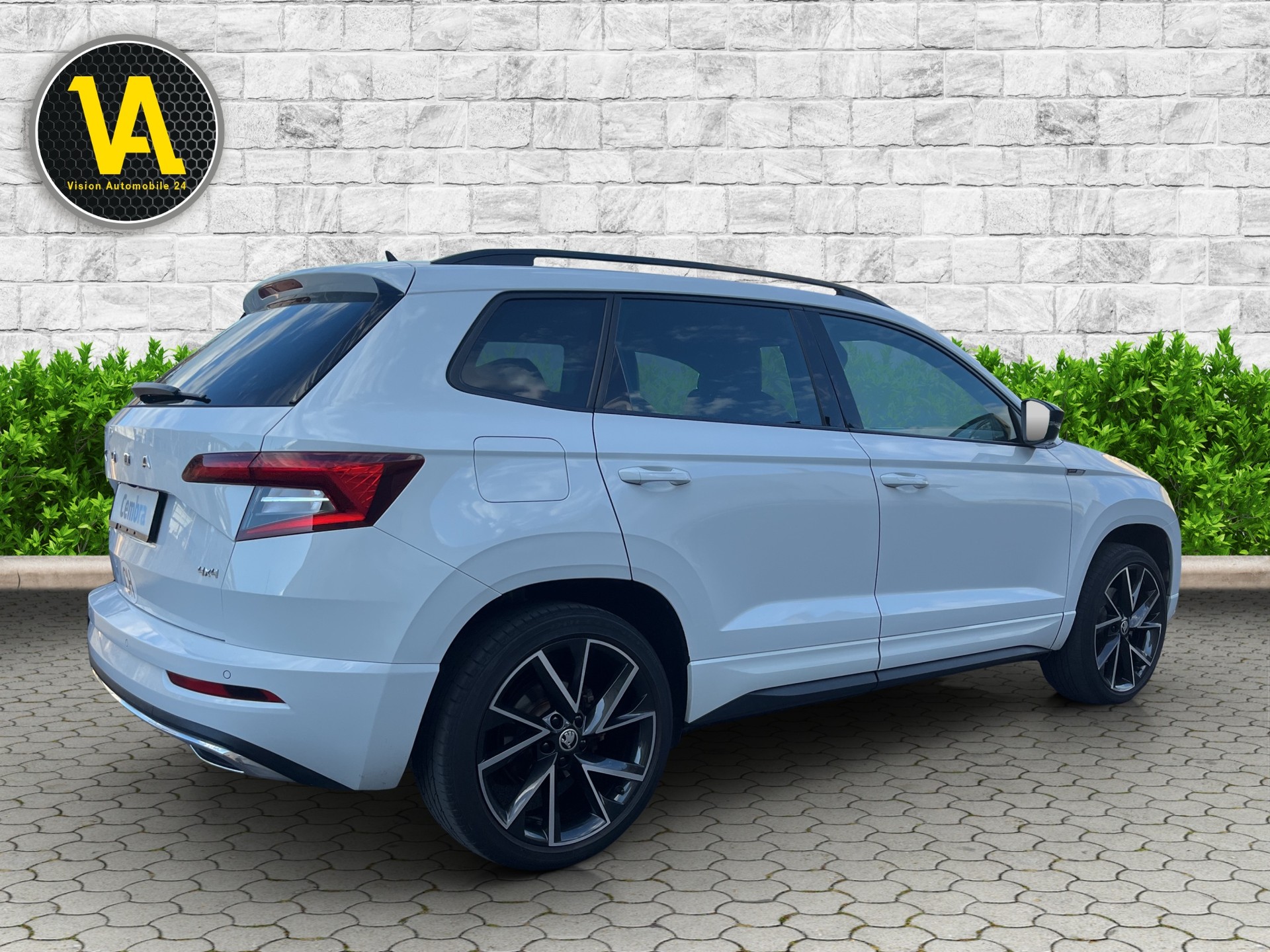 SKODA Karoq 2.0 TSI SportLine 4x4 DSG-image-4