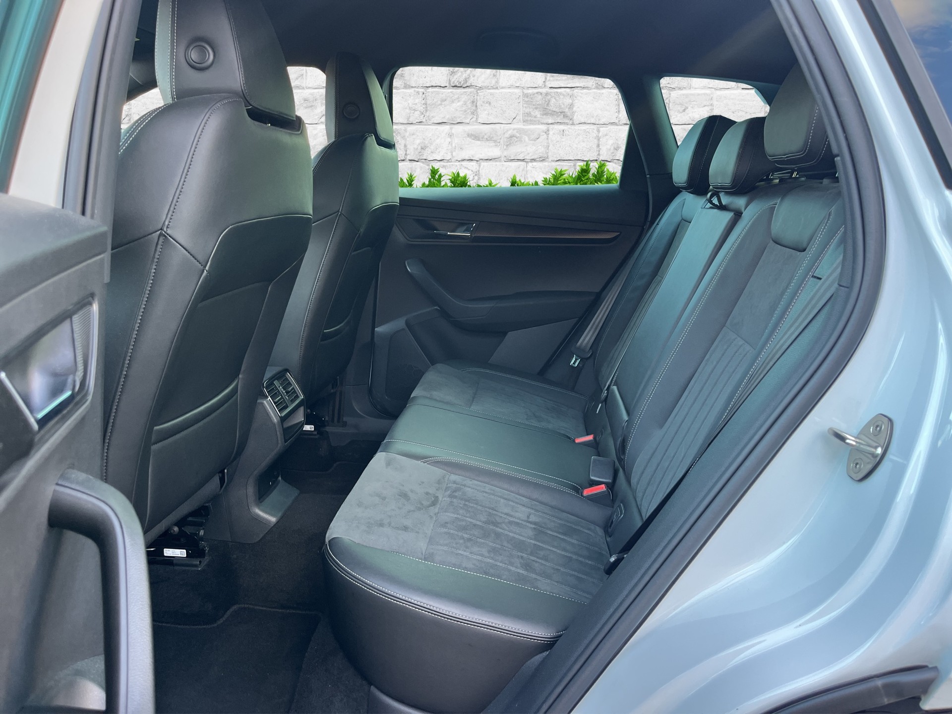 SKODA Karoq 2.0 TSI SportLine 4x4 DSG-image-15