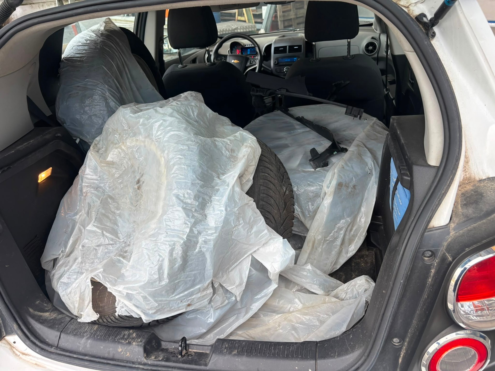 CHEVROLET Aveo 1.6 LTZ-image-5