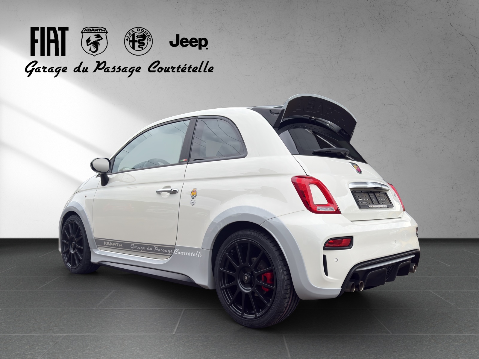 FIAT 695 1.4 16V Turbo Abarth 70 Anniversario-image-3