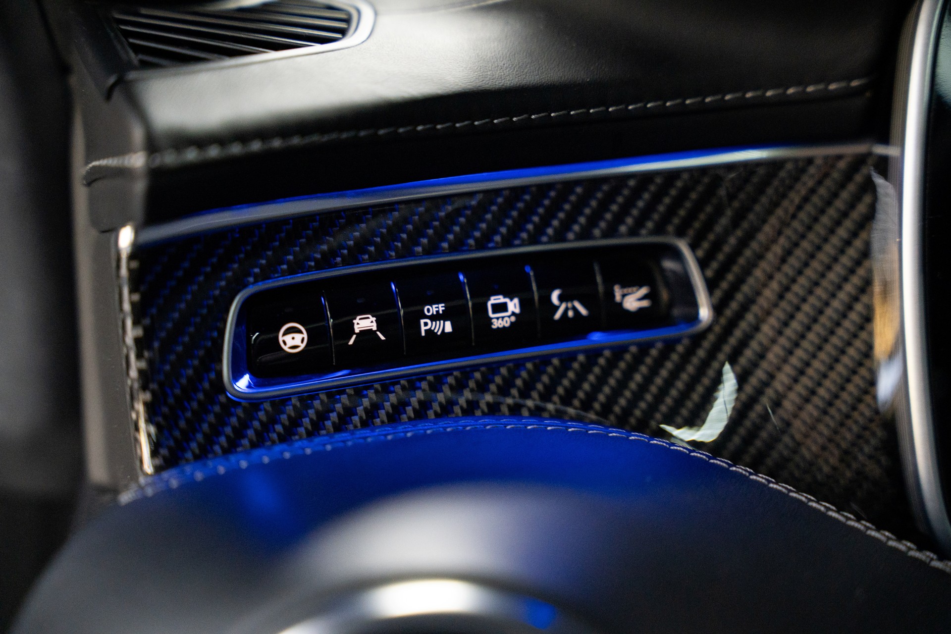 MERCEDES-BENZ S 63 AMG Coupé 4Matic Speedshift MCT-image-13