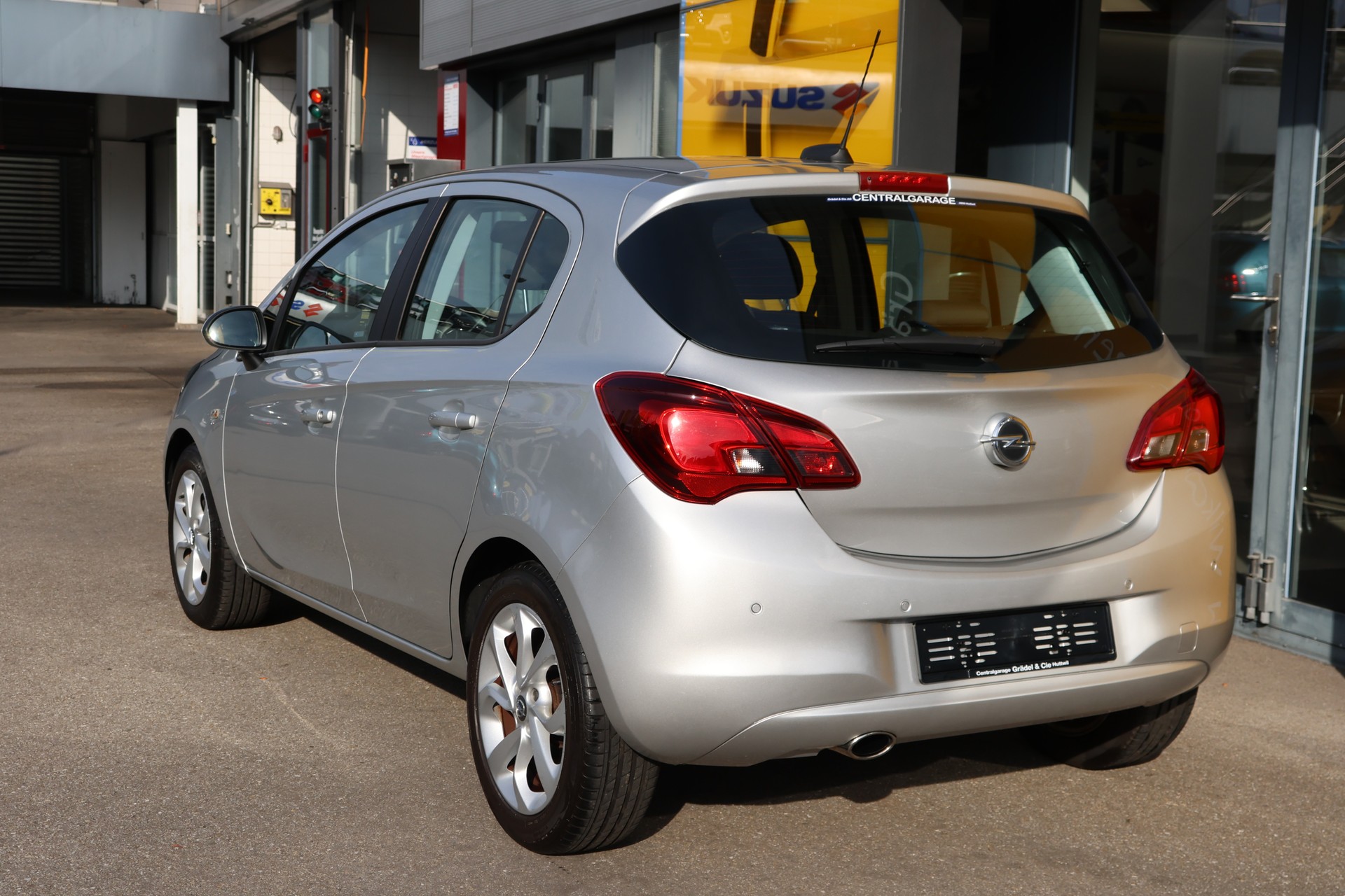 OPEL Corsa 1.0 T Color Edition-image-2
