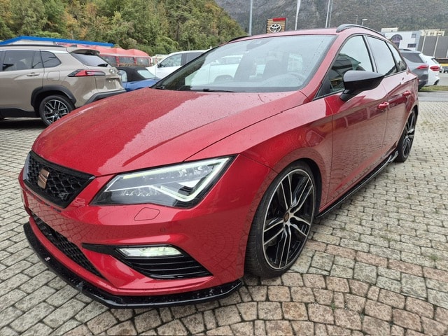 SEAT Leon ST 2.0 TSI Cupra 300 4 Drive DSG-image-1