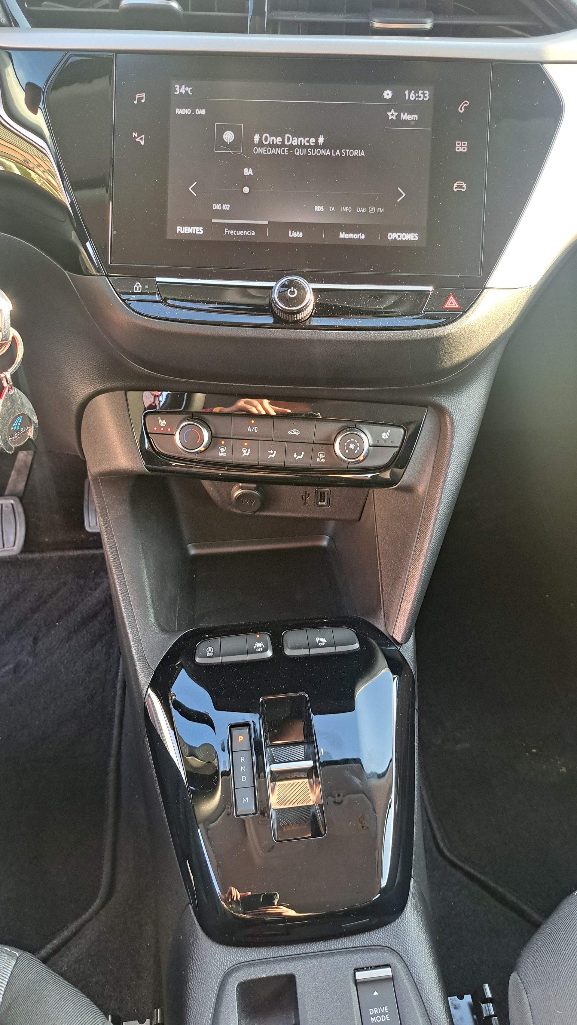 OPEL Corsa 1.2 TP Edition-image-12