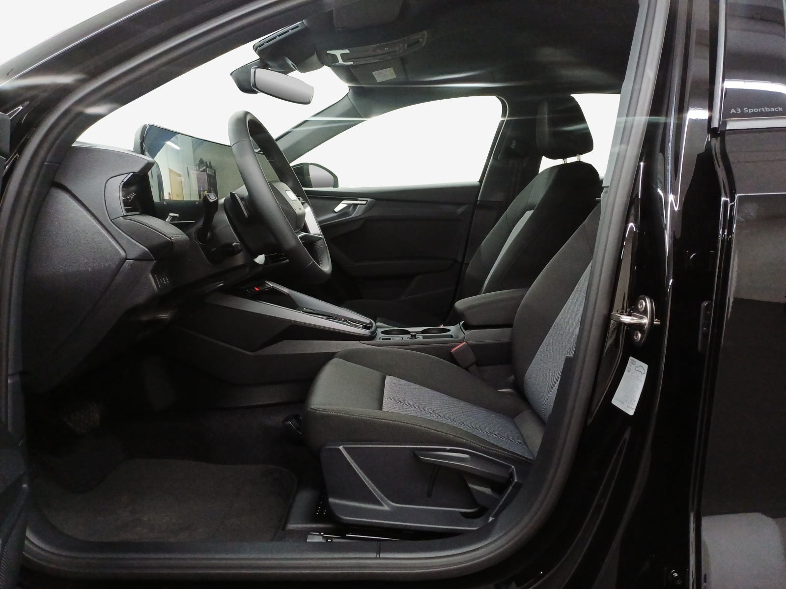 AUDI A3 Sportback TFSI 85 kW Ambition S-tronic-image-7