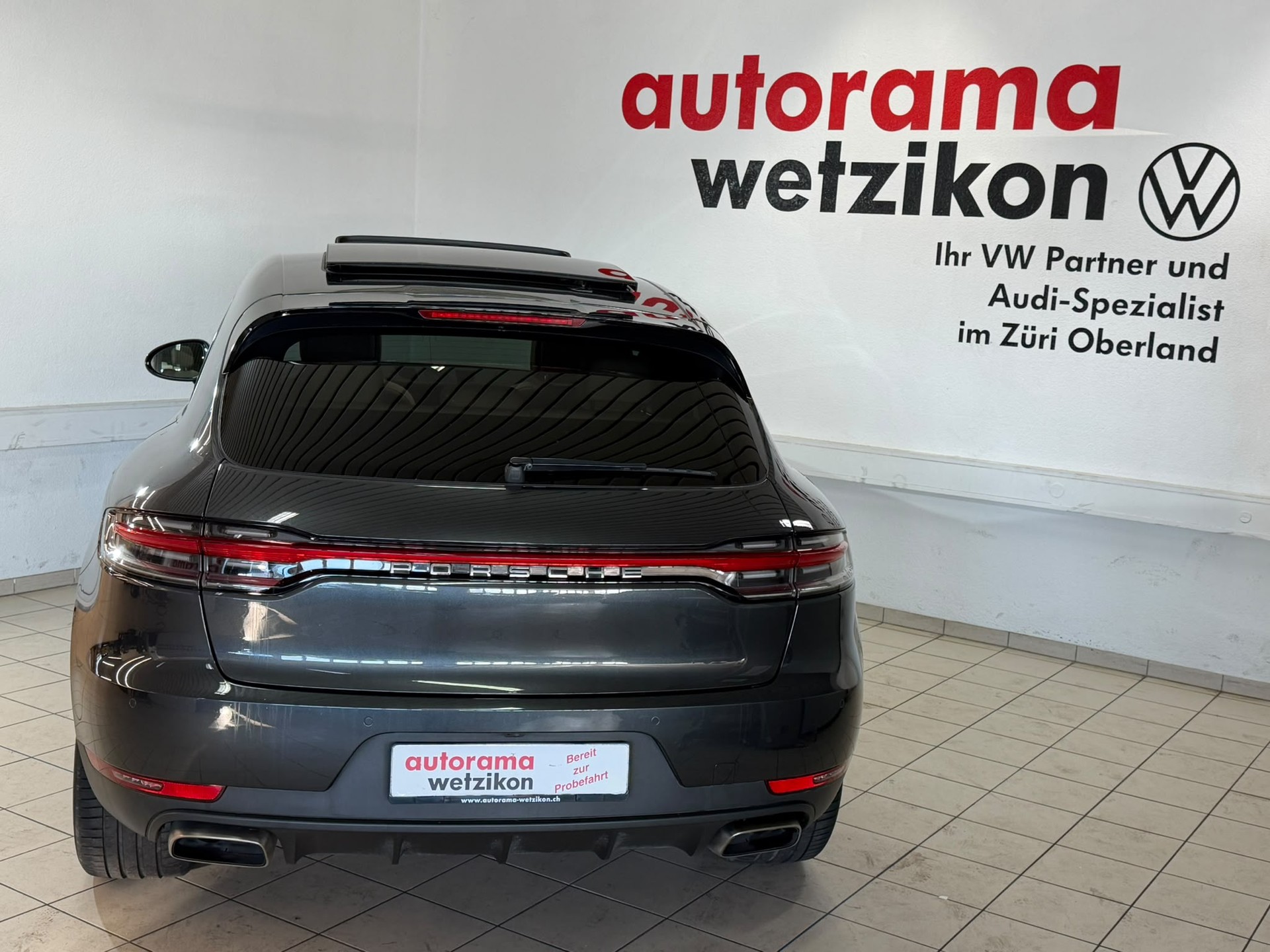 PORSCHE Macan PDK-image-3