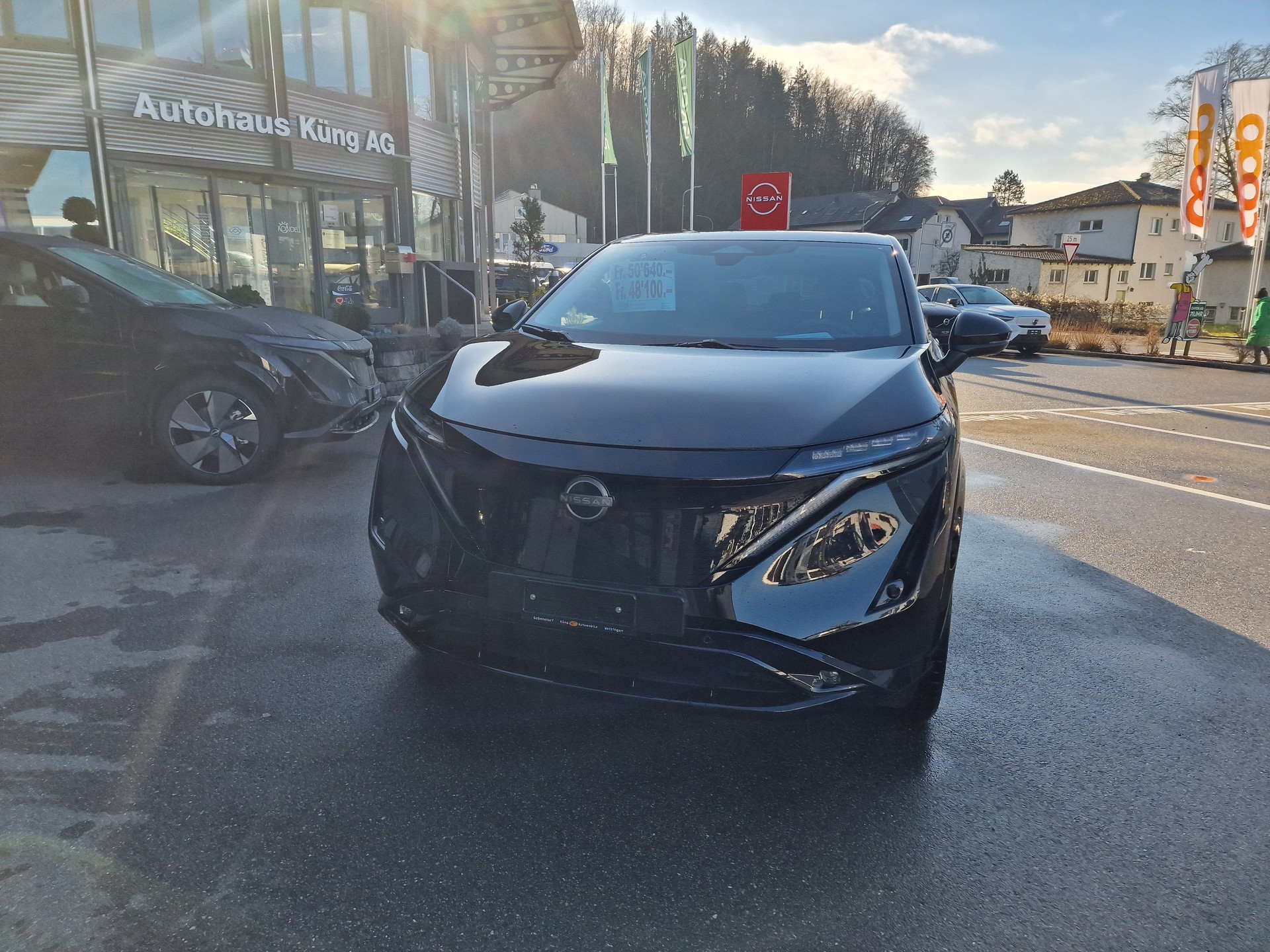NISSAN Ariya 63 kWh Advance-showroom-element-1