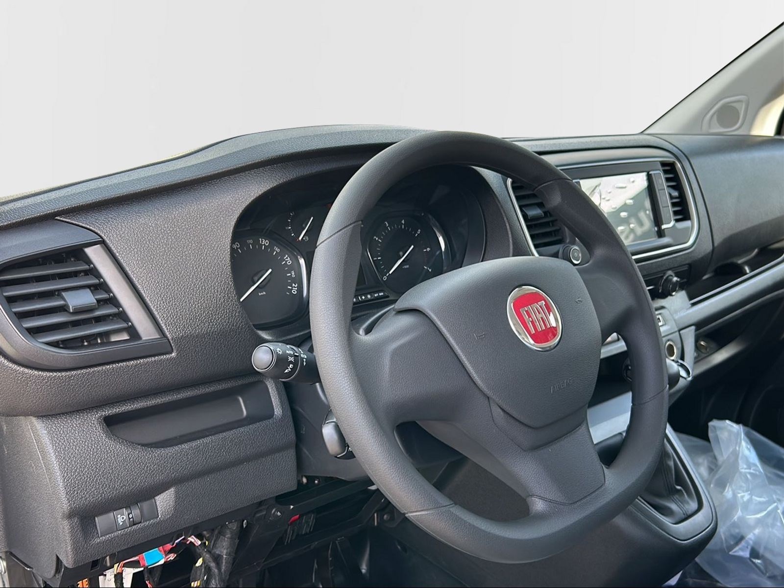 FIAT Scudo 1.5 MJ L2 Base Swiss Plus-image-11