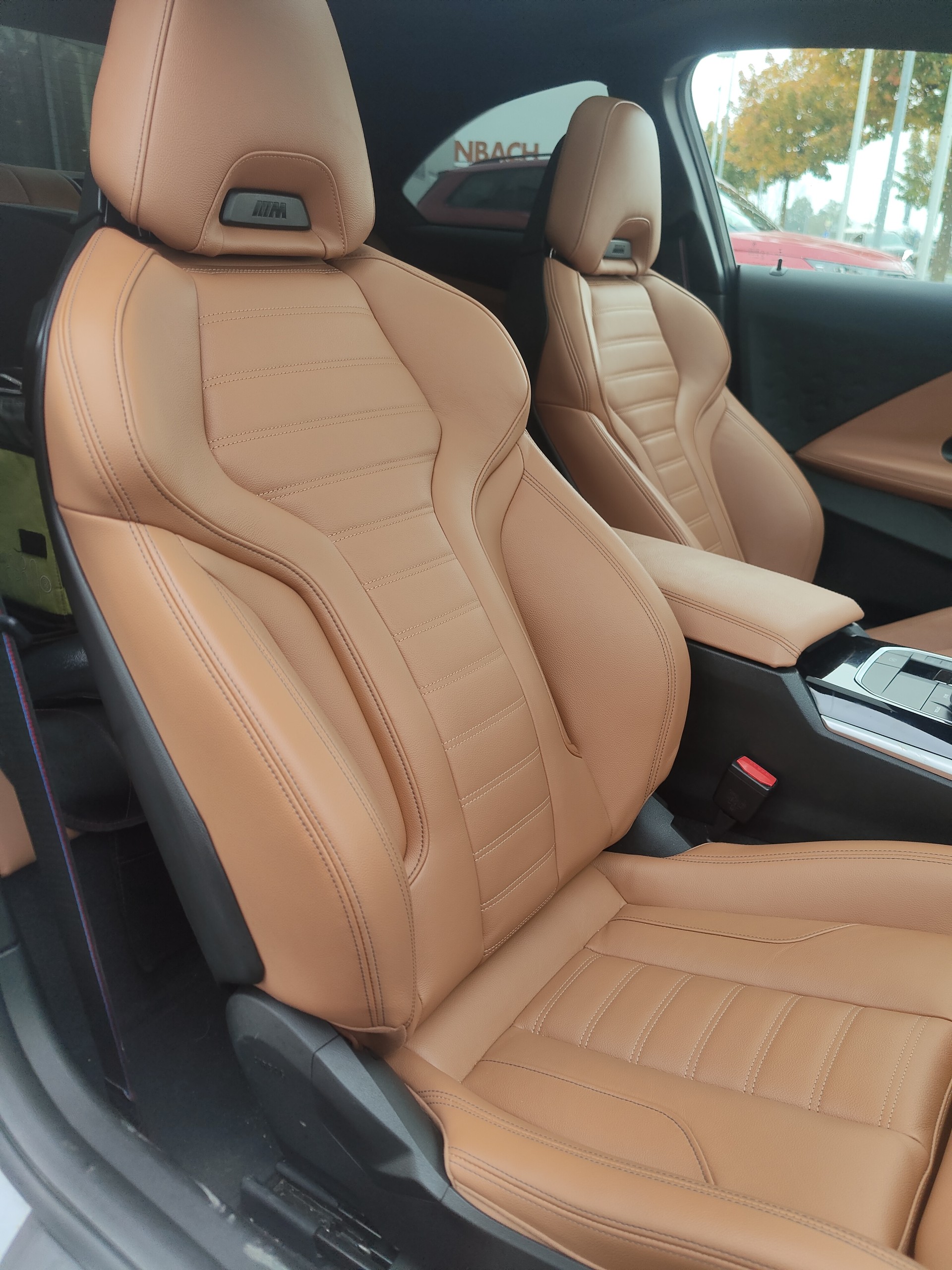 BMW M240i xDrive M Sport Pro Steptronic-image-6