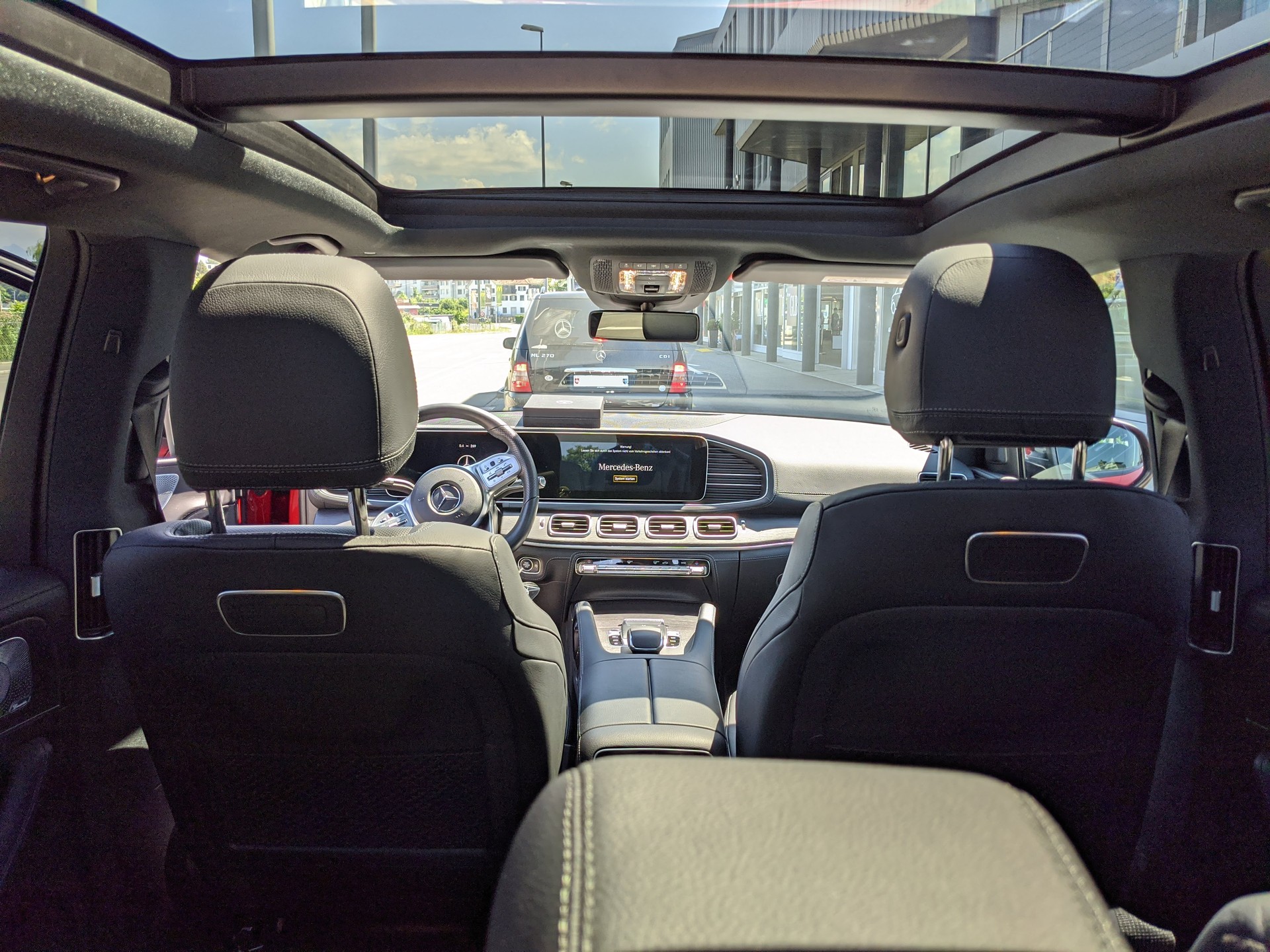 MERCEDES-BENZ GLE 450 4Matic AMG Line 9G-Tronic-image-4