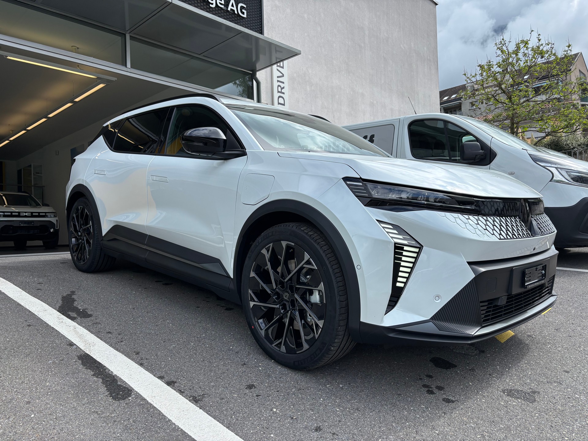 RENAULT Scenic E-Tech Long Range Esprit Alpine-image-4