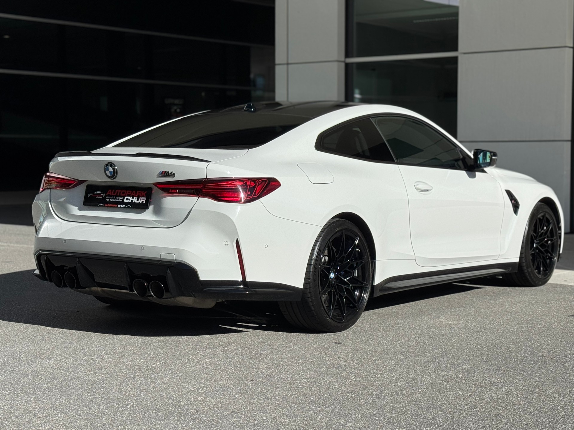 BMW M4 Coupé Competition LCI-image-4