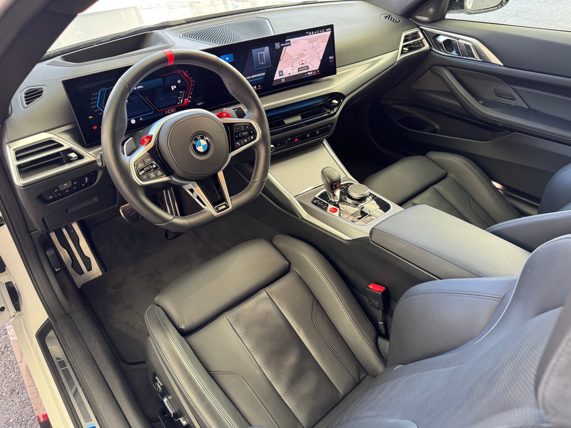 BMW M4 Coupé Competition LCI-image-9