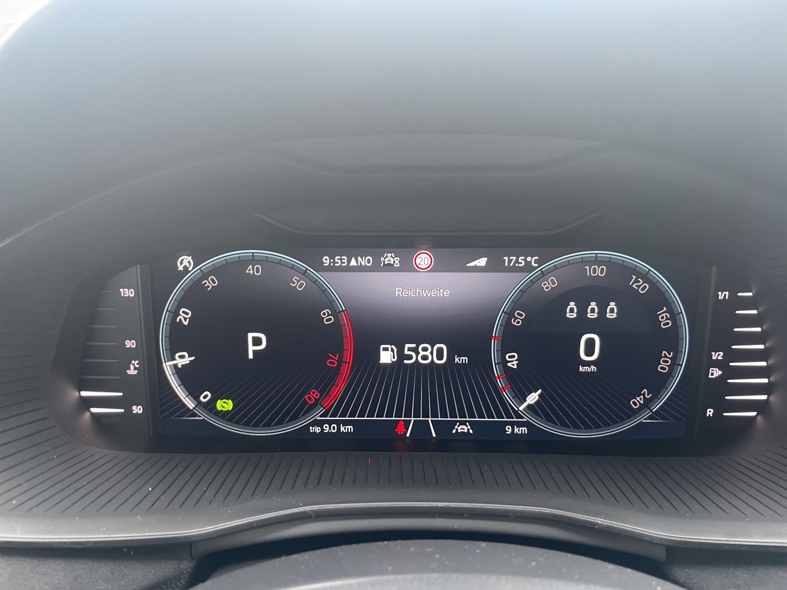 SKODA Scala 1.0 TSI Dynamic DSG-image-8