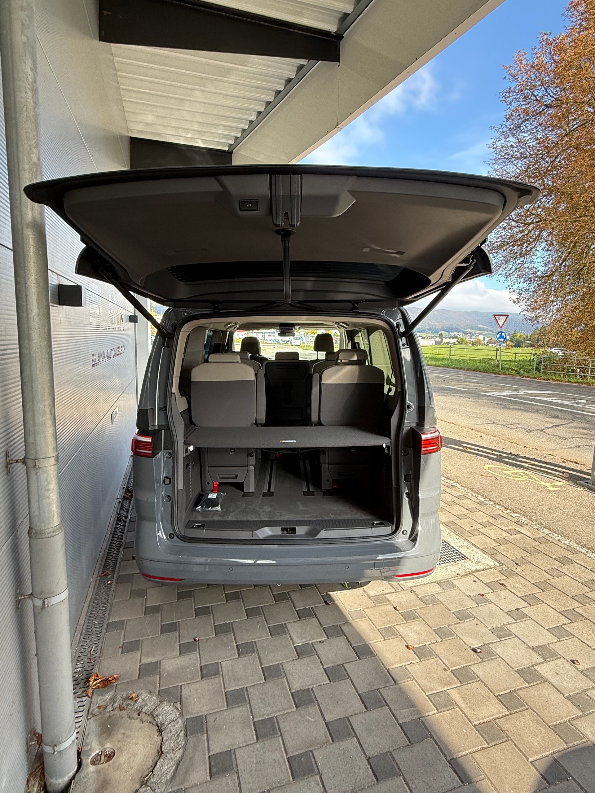 VW Multivan 2.0 TDI Life DSG Lang VENDUE / VERKAUFT-image-5