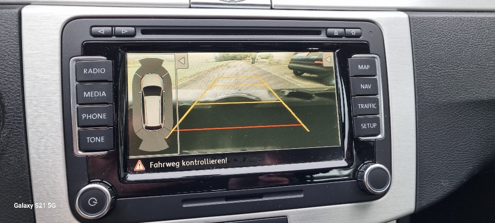 VW Passat Variant 2.0 TDI BMT Highline 4MDSG-image-1