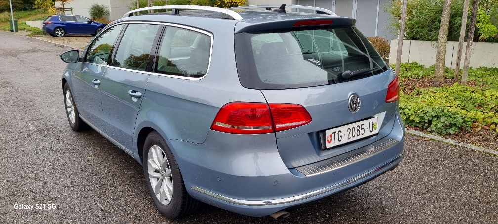 VW Passat Variant 2.0 TDI BMT Highline 4MDSG-image-6