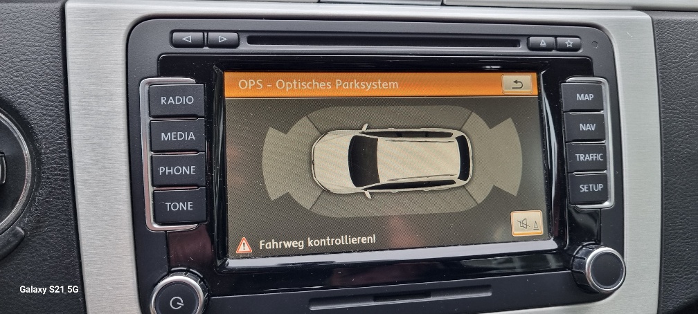 VW Passat Variant 2.0 TDI BMT Highline 4MDSG-image-3