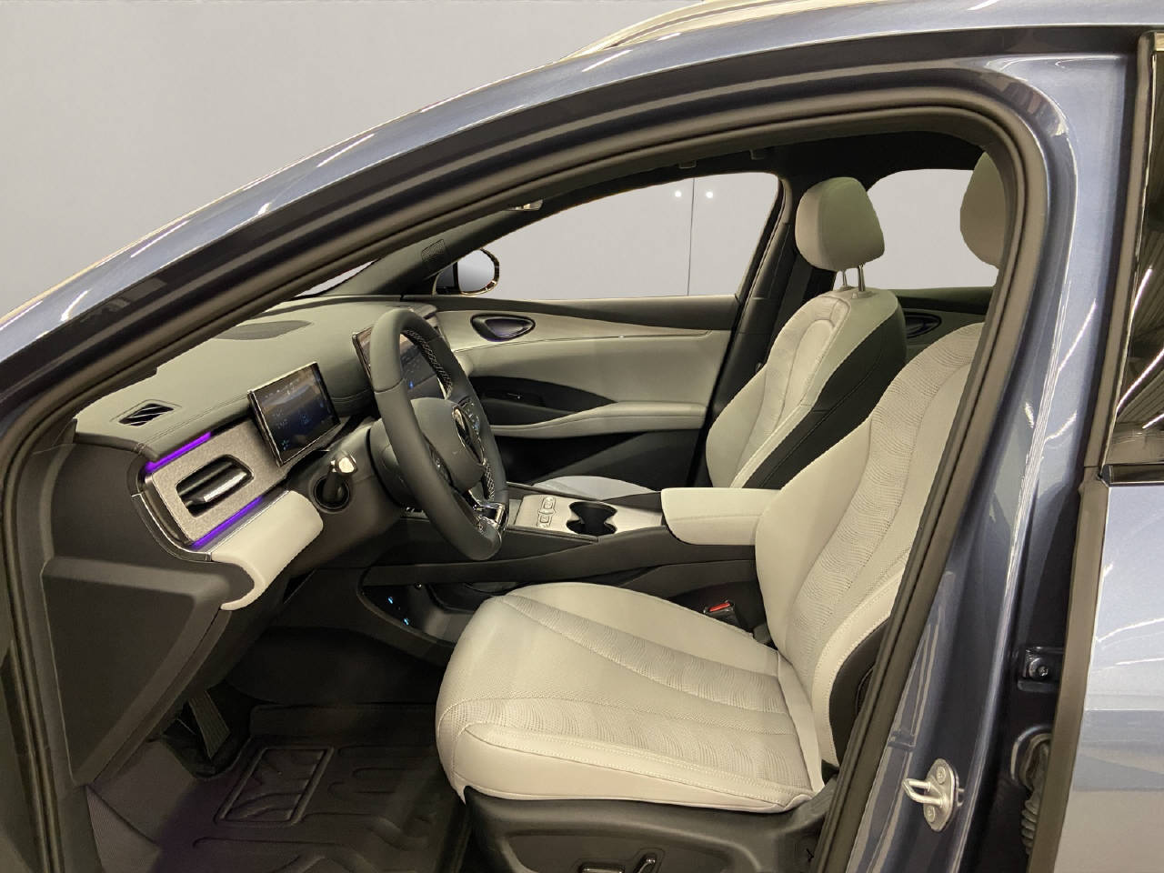 BYD Seal 6 DM-i Comfort-image-4