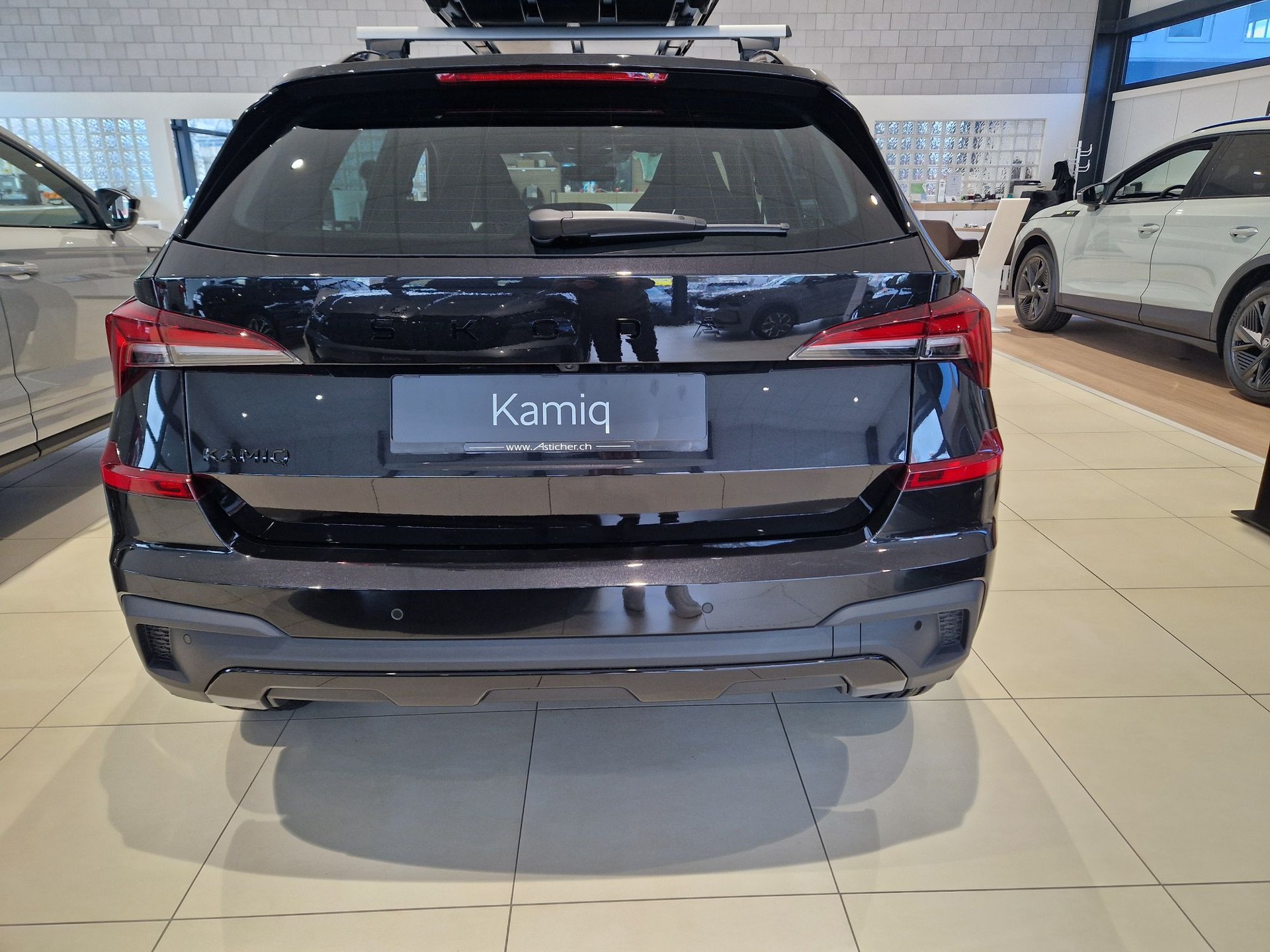 SKODA Kamiq 1.0 TSI Monte Carlo DSG-image-3