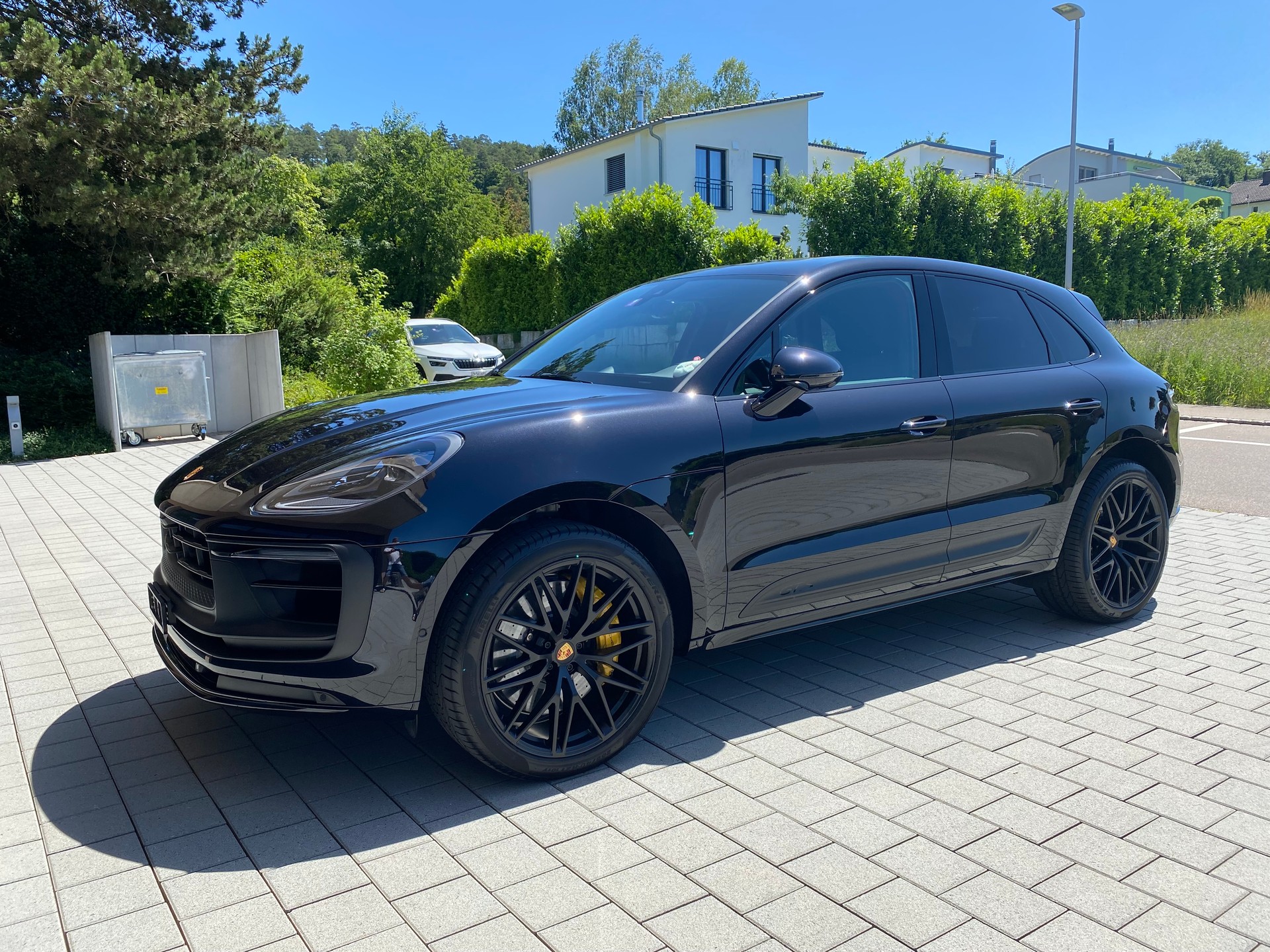PORSCHE Macan GTS PDK-image-2