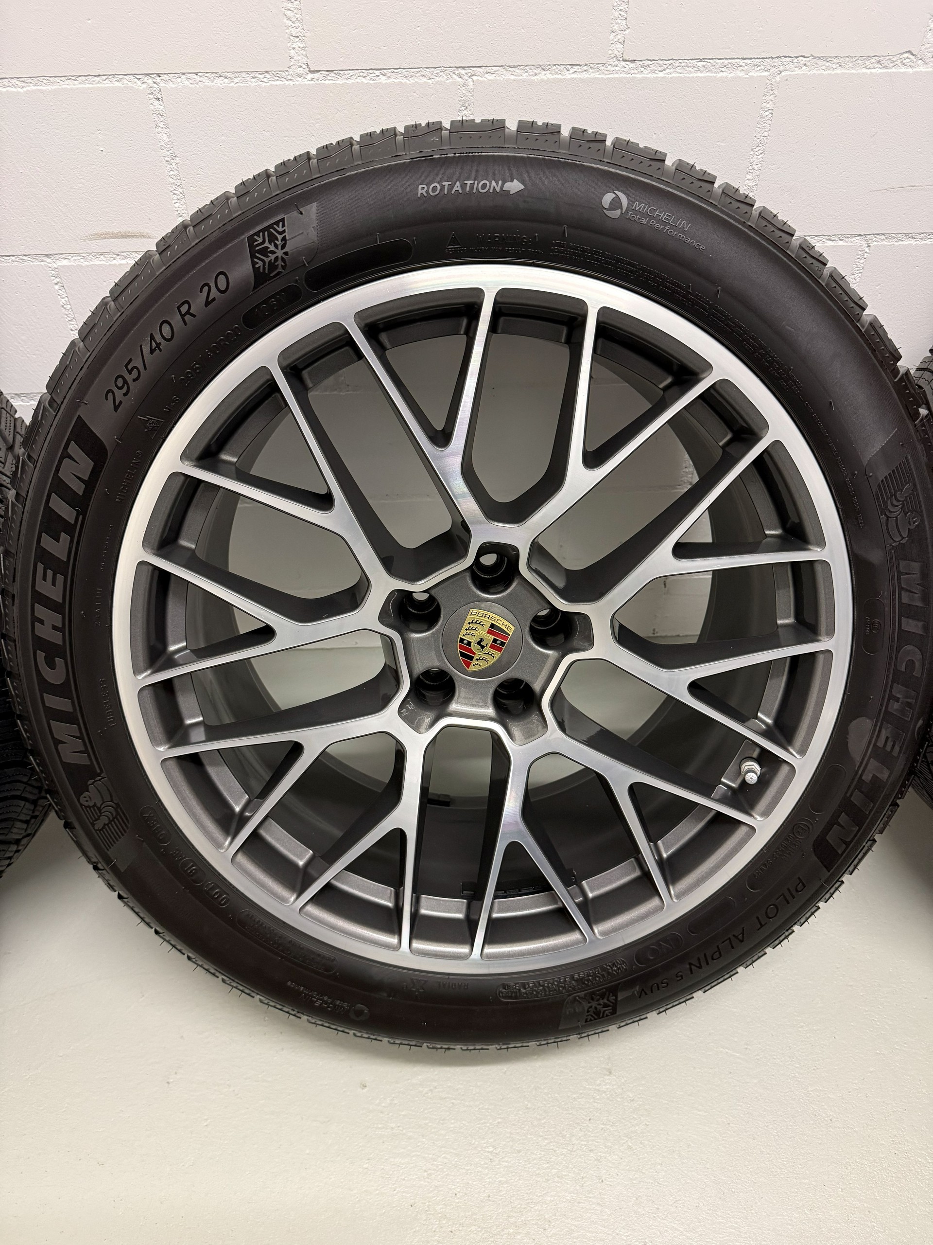 PORSCHE Macan GTS PDK-image-25