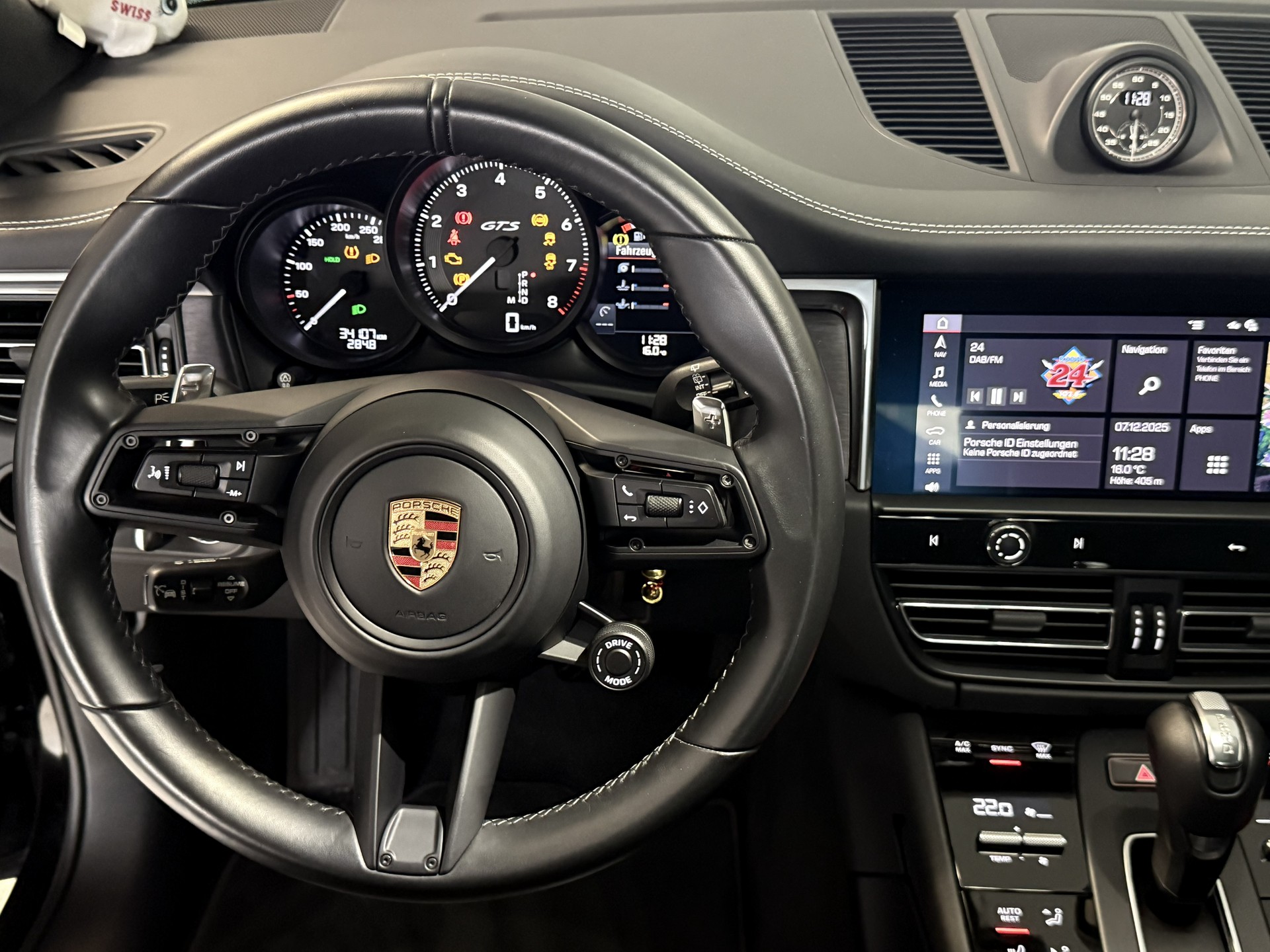 PORSCHE Macan GTS PDK-image-12