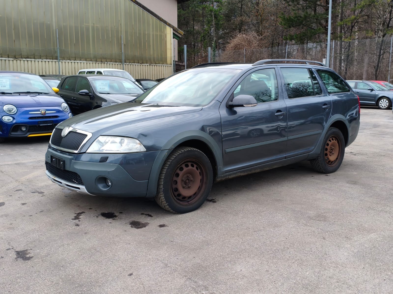 SKODA Octavia Scout 2.0 TDI 4x4-image-7