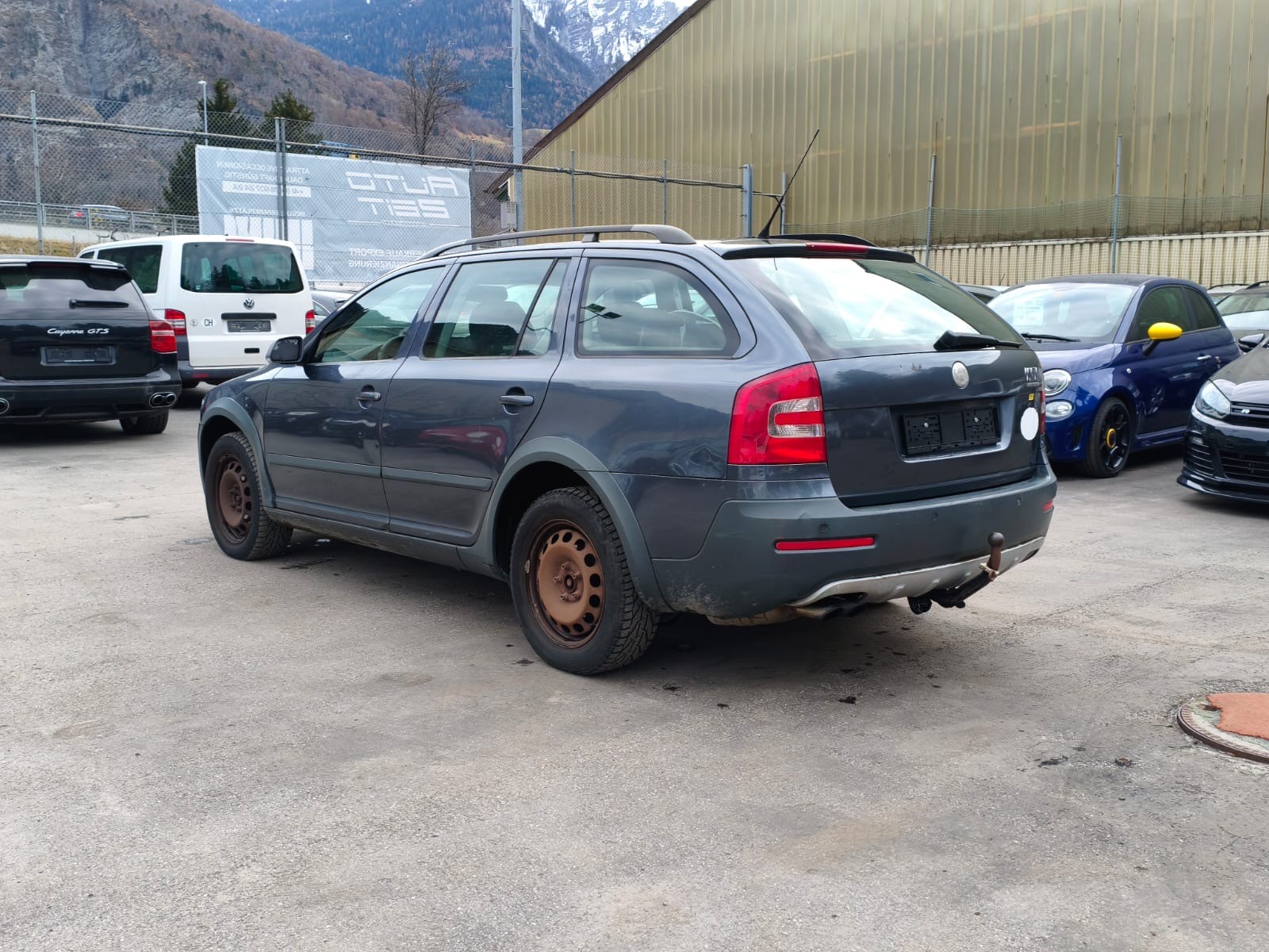SKODA Octavia Scout 2.0 TDI 4x4-image-5
