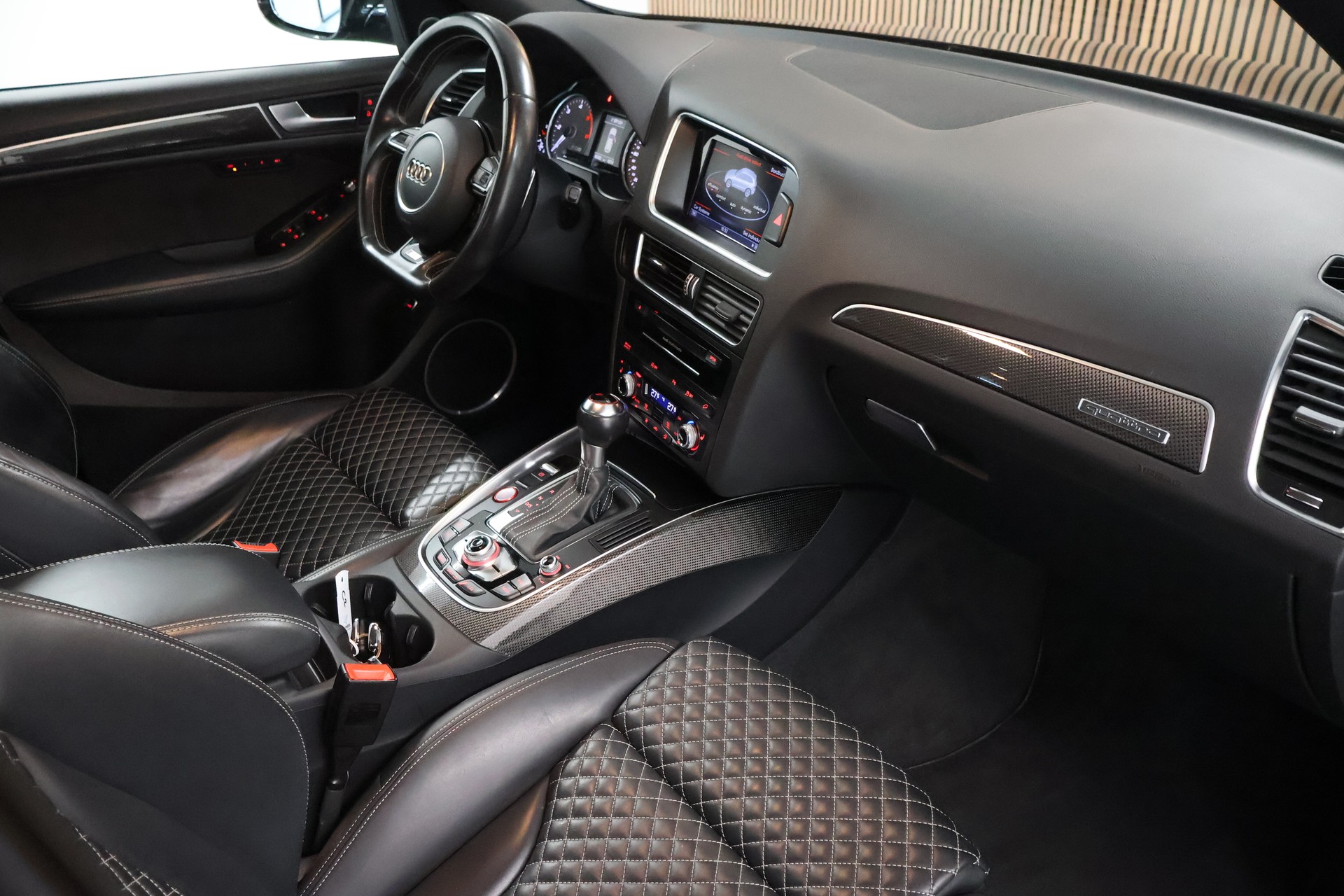 AUDI SQ5 Competition 3.0 TDI quattro tiptronic-image-14
