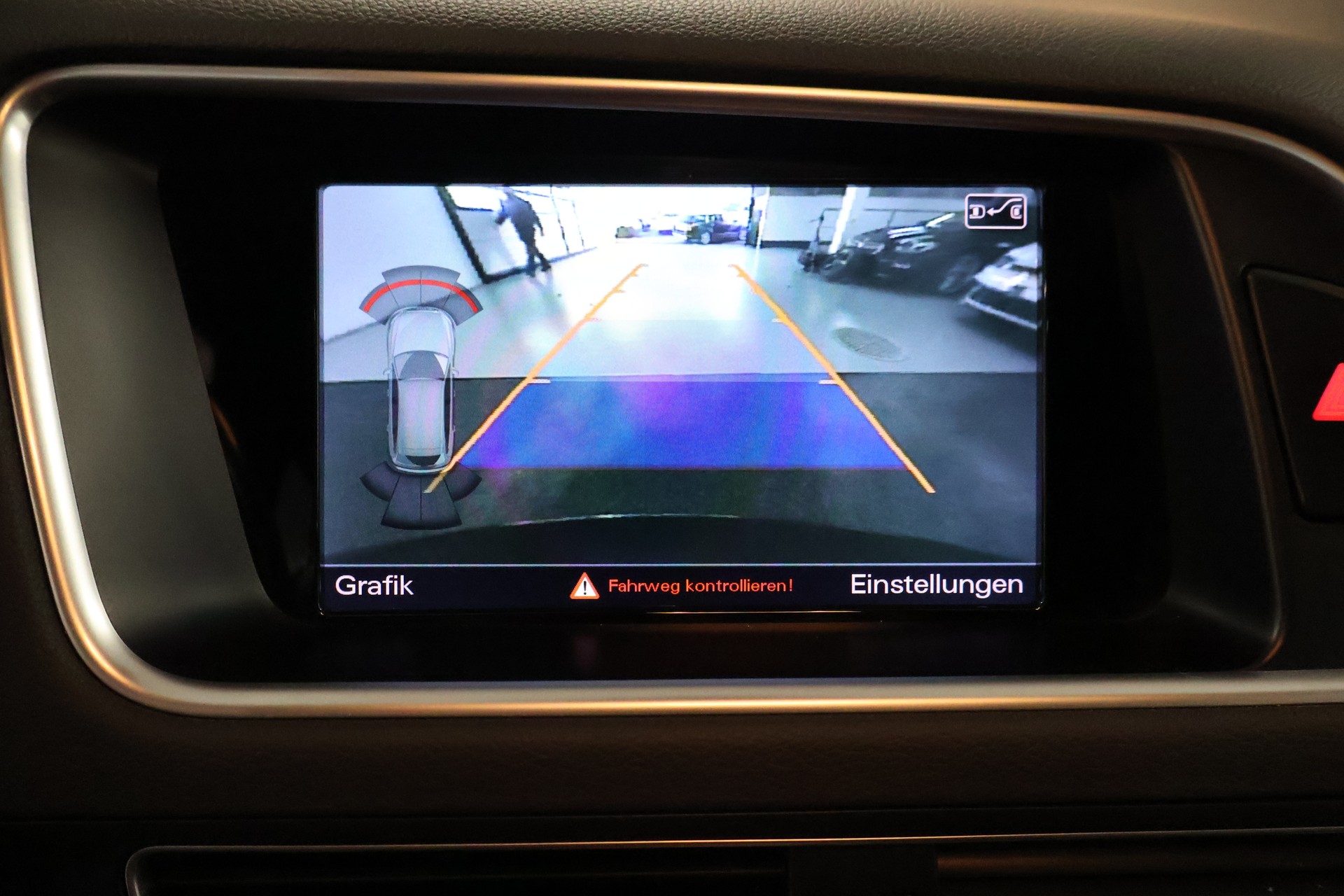 AUDI SQ5 Competition 3.0 TDI quattro tiptronic-image-21