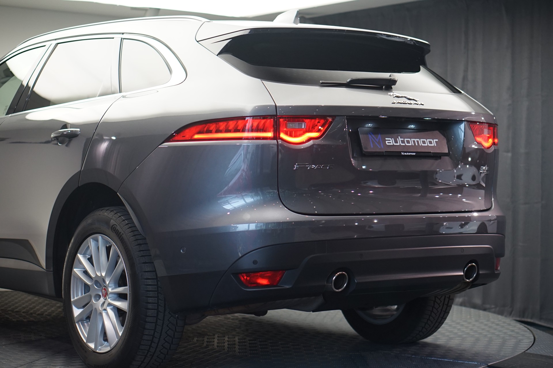 JAGUAR F-Pace 30t 2.0 Prestige AWD Automatik *CH-Fahrzeug* *Panoramadach* *Assistenzpaket-image-35