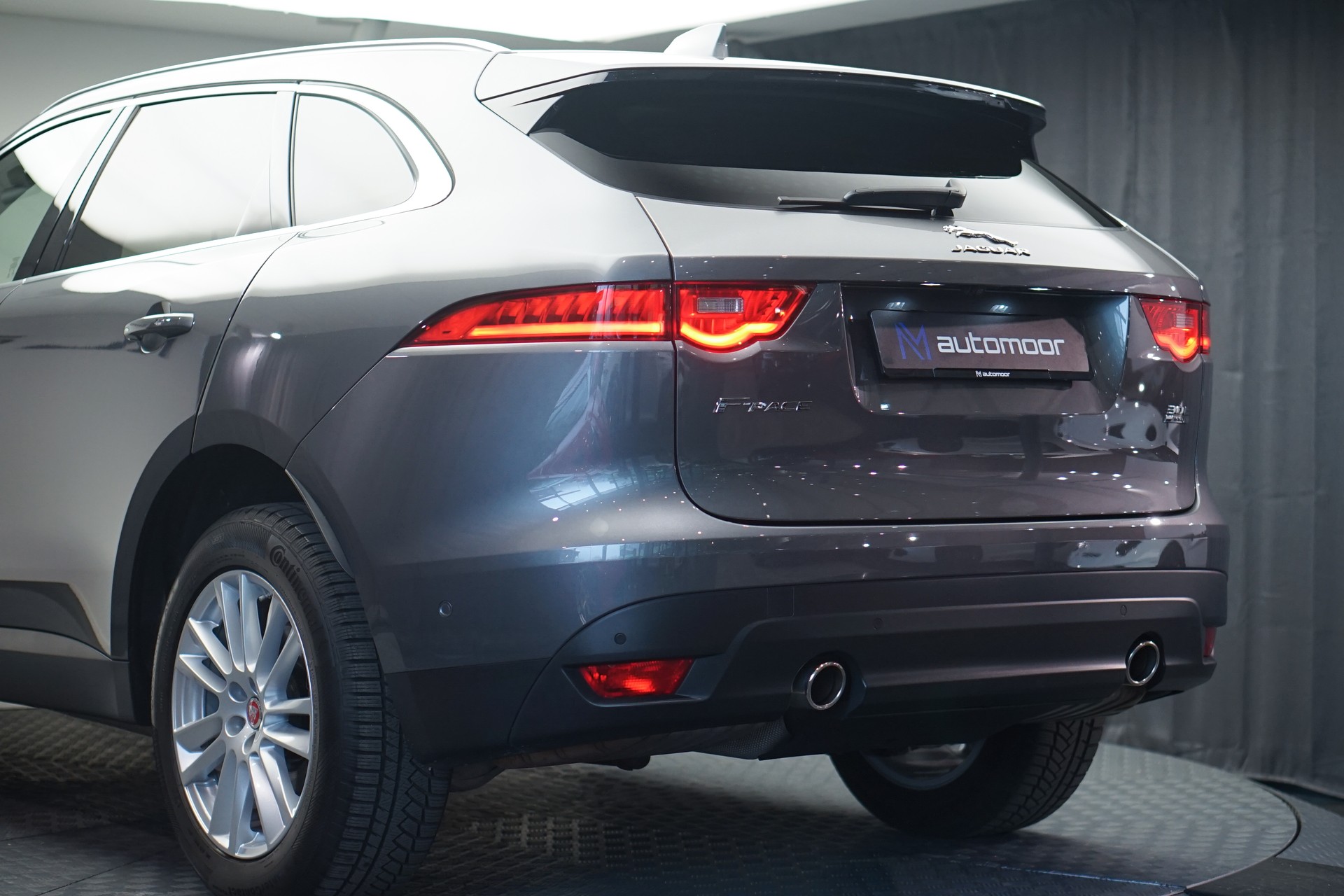 JAGUAR F-Pace 30t 2.0 Prestige AWD Automatik *CH-Fahrzeug* *Panoramadach* *Assistenzpaket-image-39
