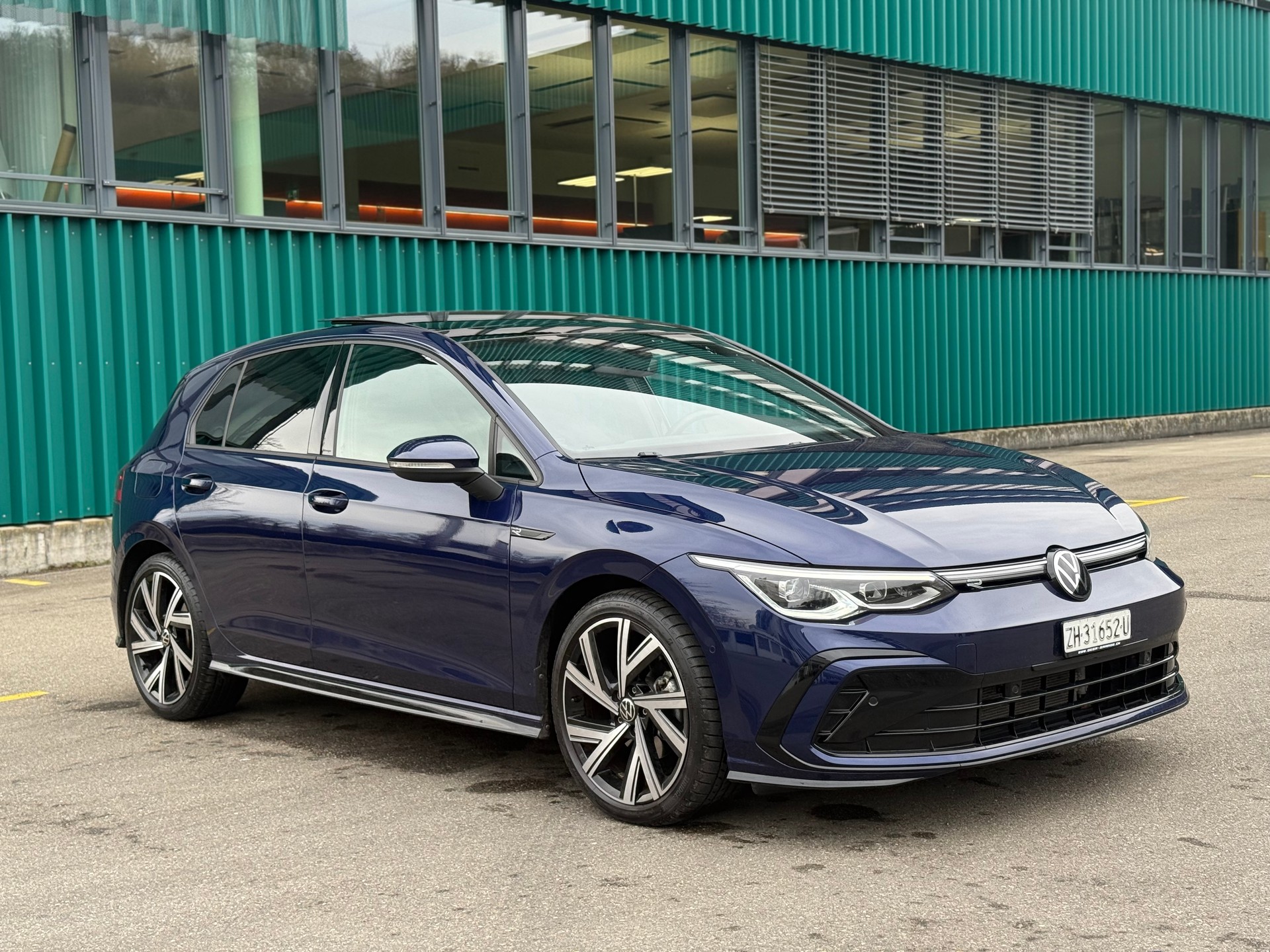 VW Golf 1.5 eTSI mHEV ACT R-Line DSG-image-6