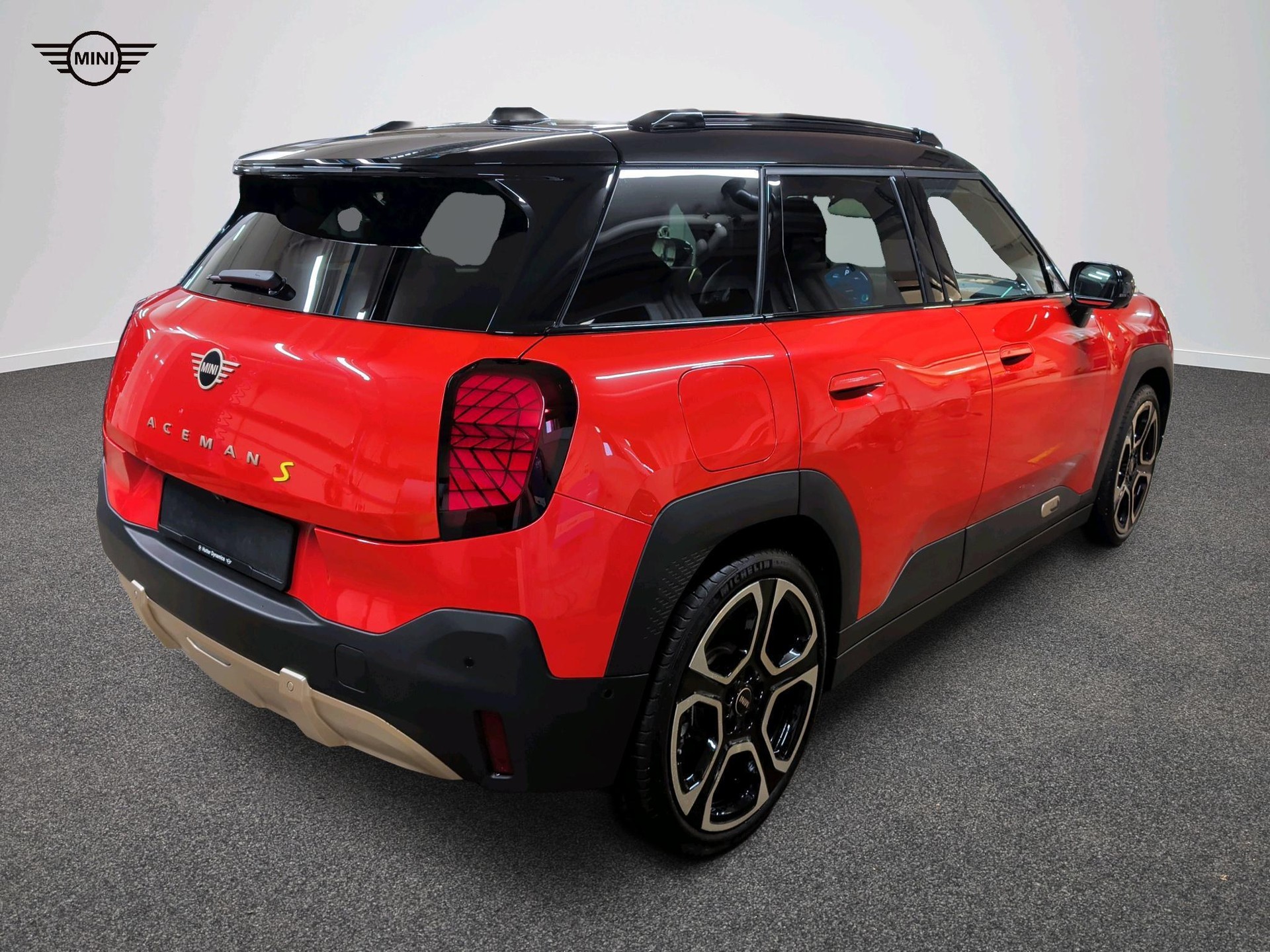 MINI Aceman SE-image-3