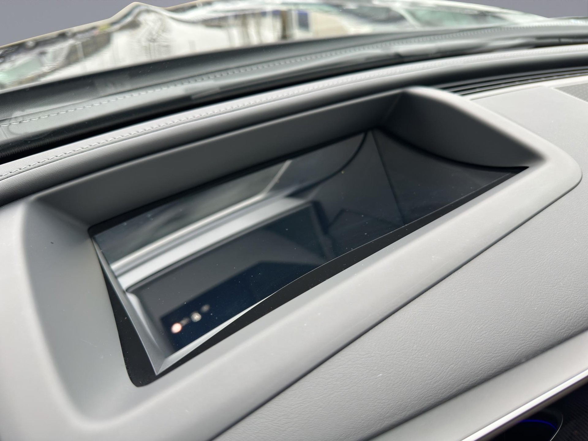 MERCEDES-BENZ C 200 Avantgarde 4matic-image-10
