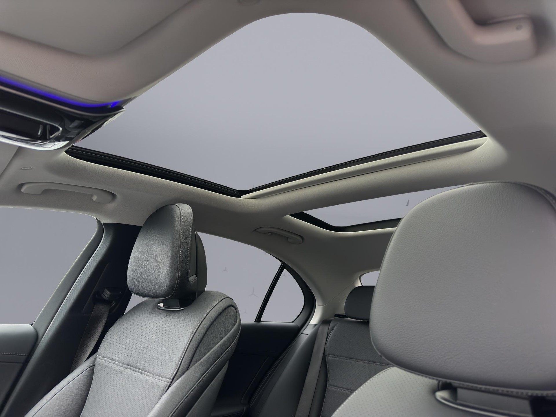 MERCEDES-BENZ C 200 Avantgarde 4matic-image-13