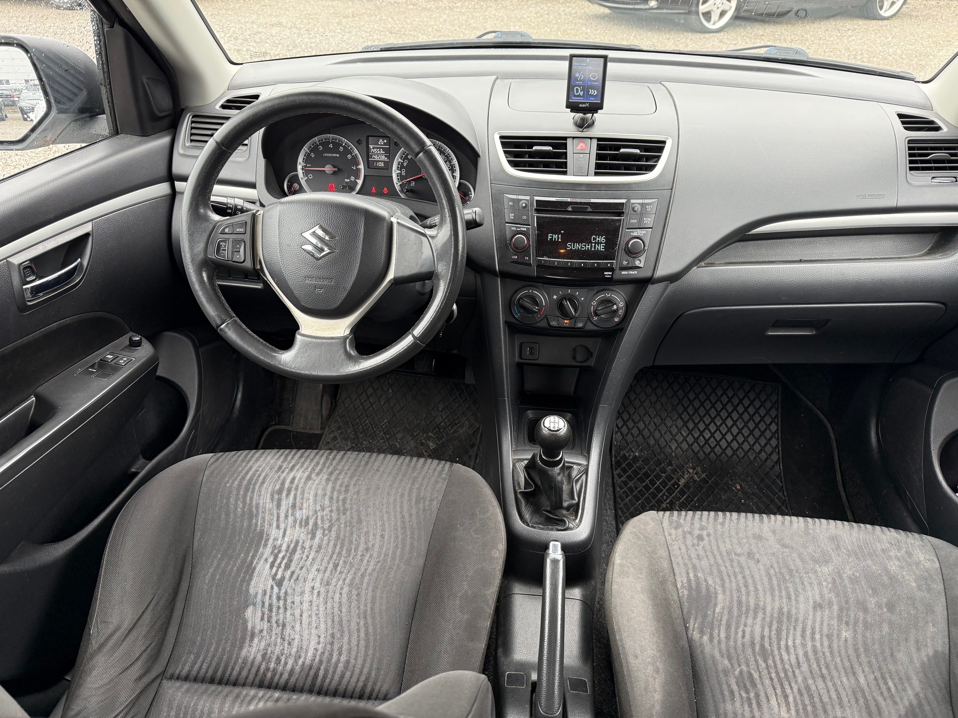 SUZUKI Swift 1.2i 16V GL Top-image-8