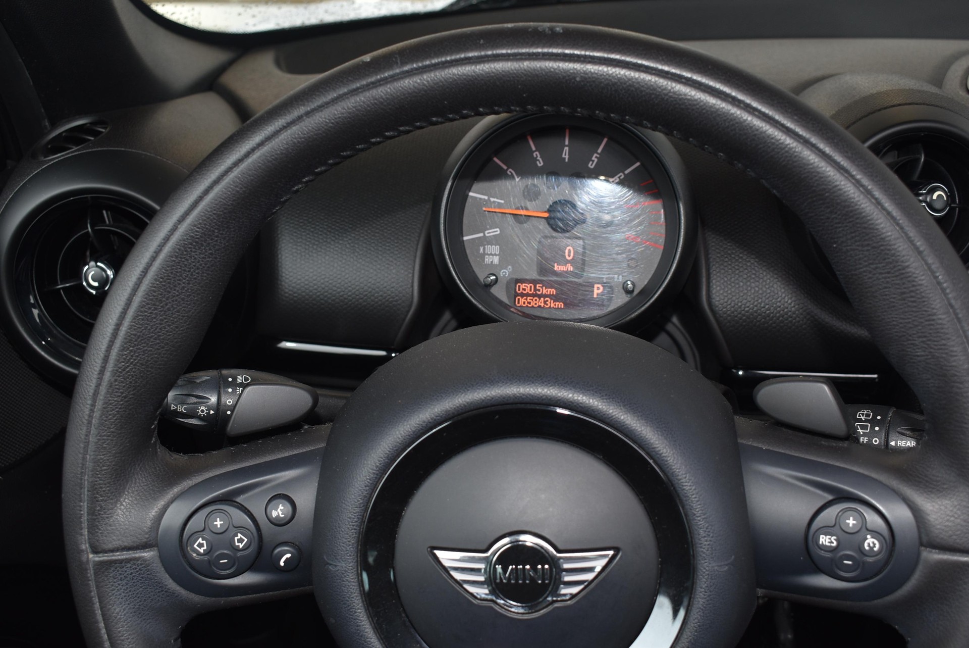 MINI Countryman R60 1.6i Cooper S ALL4-image-10