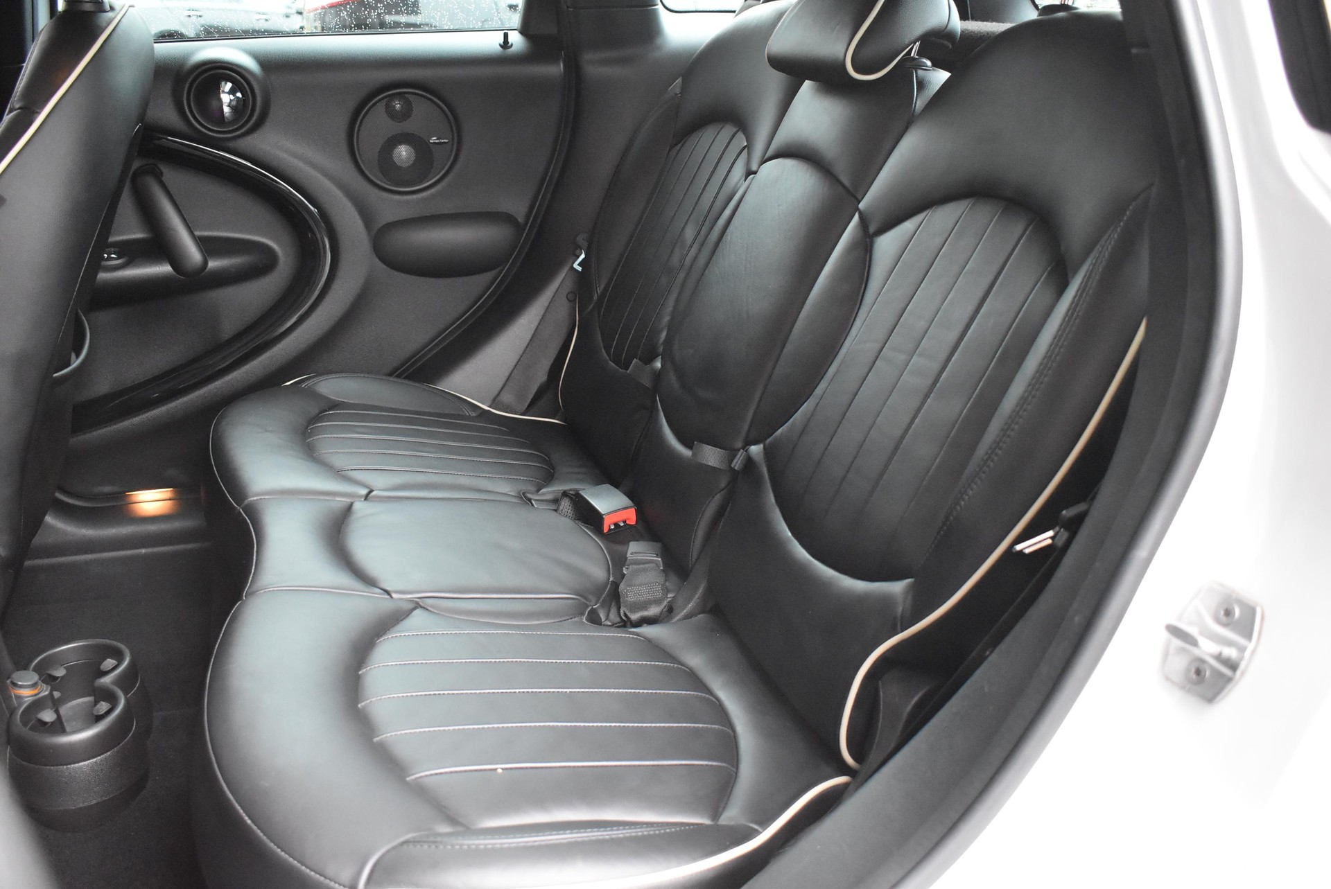 MINI Countryman R60 1.6i Cooper S ALL4-image-12