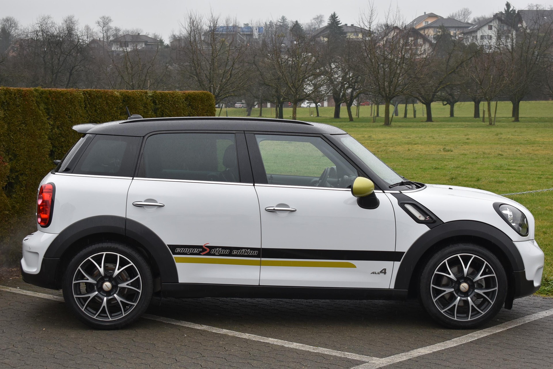 MINI Countryman R60 1.6i Cooper S ALL4-image-5