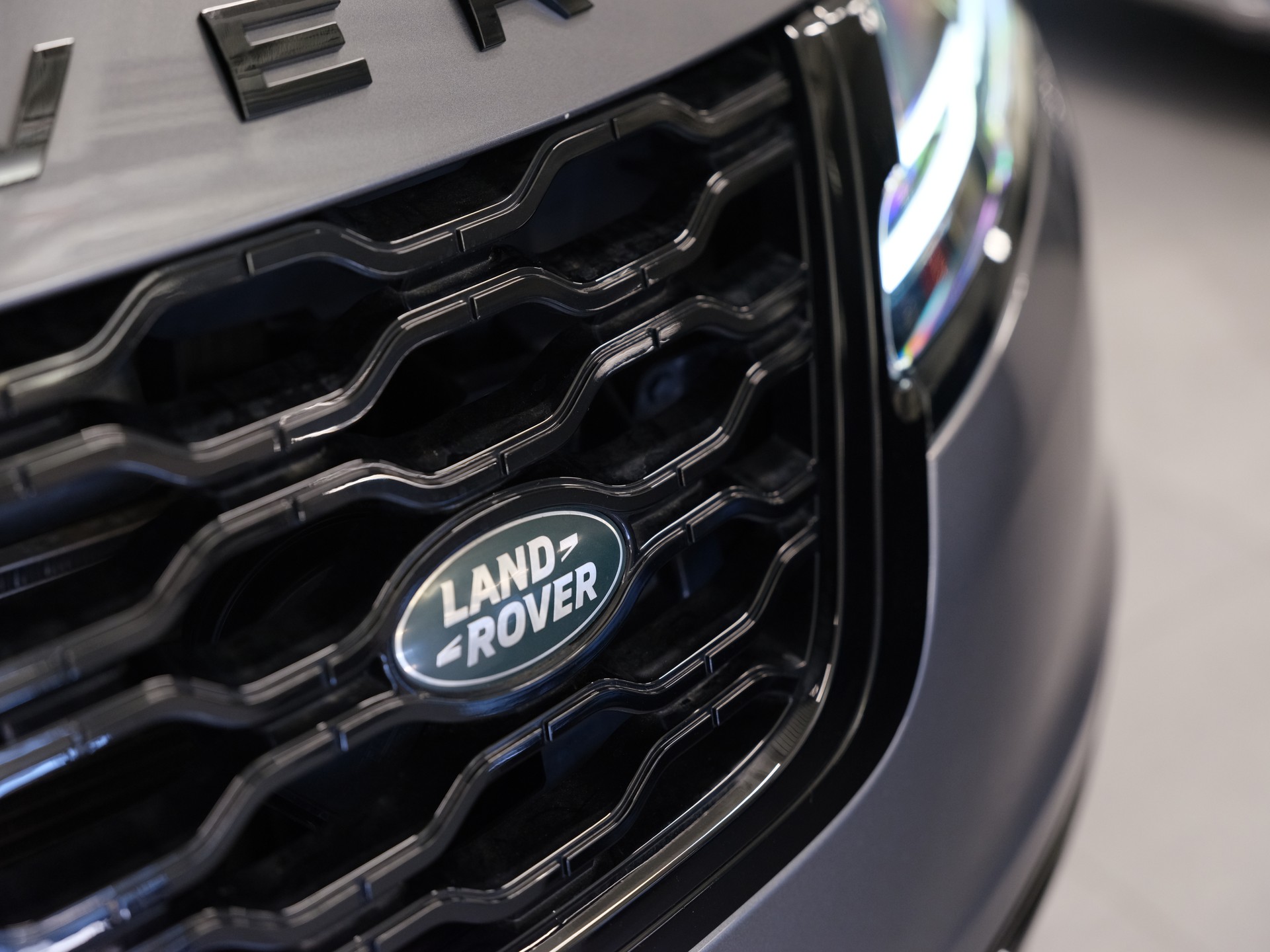 LAND ROVER Range Rover Velar P 300 Automatic *Ambientebeleuchtung* *Head-Up Display* *Panorama*-image-12