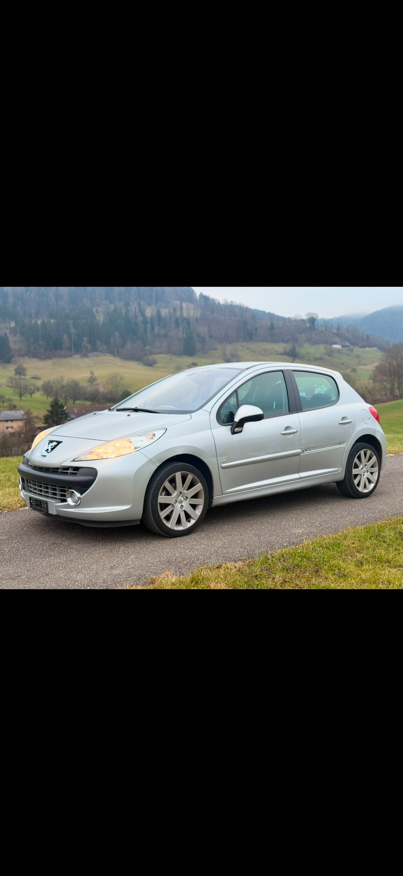 PEUGEOT 207 1.6 16V Turbo GT 150-image-1