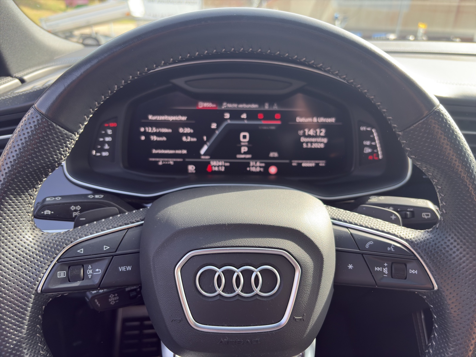 AUDI SQ8 4.0 V8 TDI quattro T-Tronic-image-12