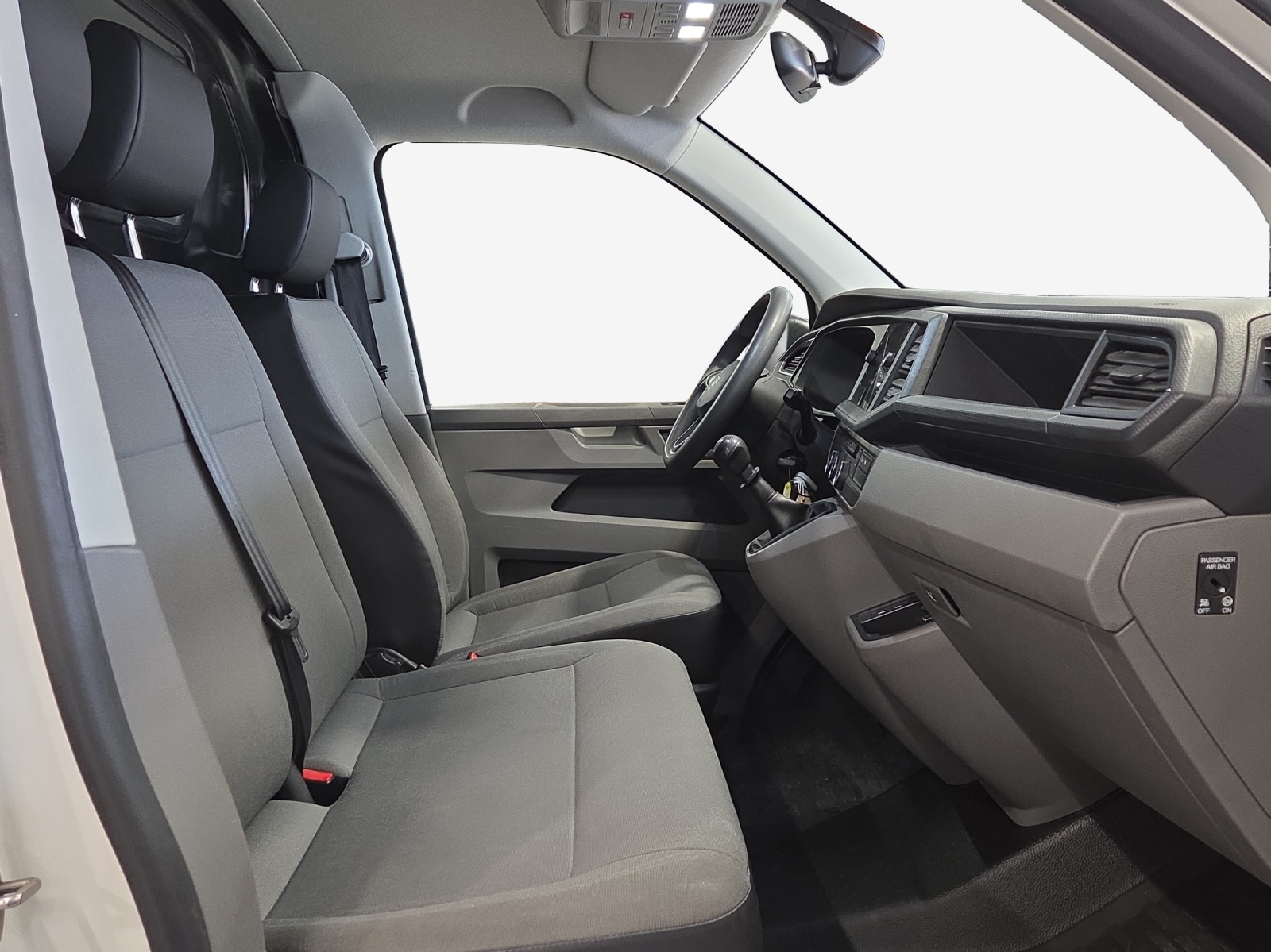 VW T6.1 2.0 TDI 4Motion-image-10