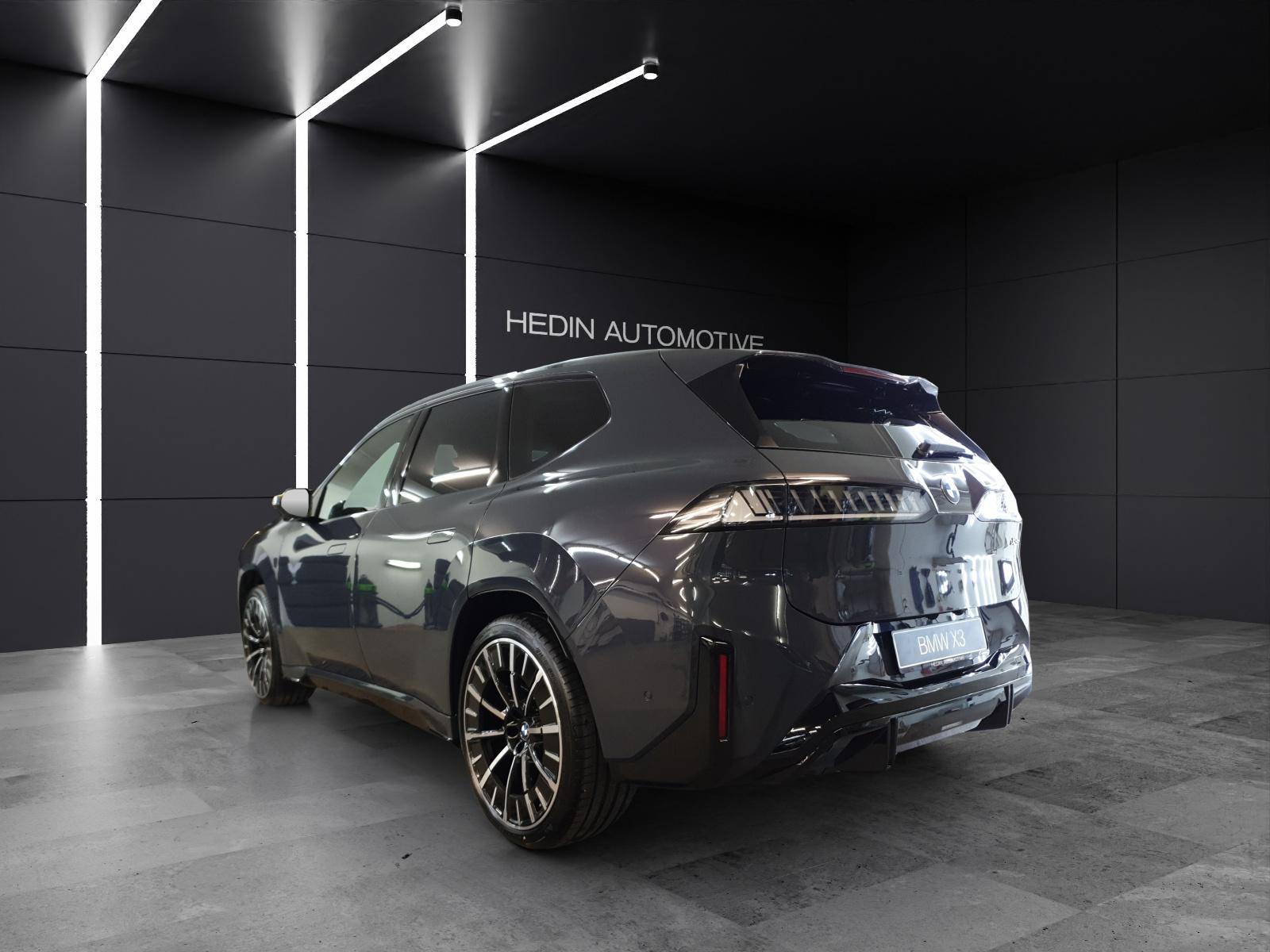 BMW iX3 50 xDrive-image-2