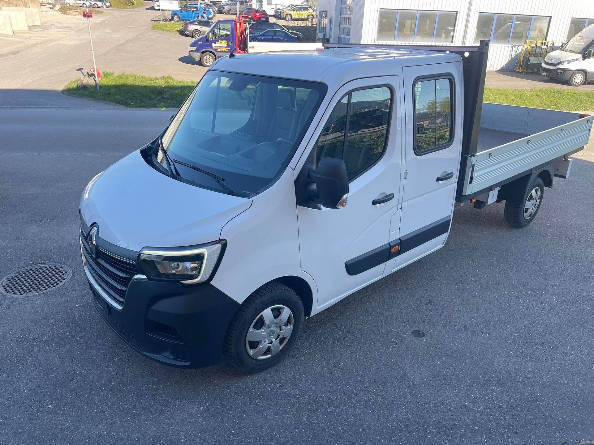 RENAULT Master T35 dCi135 L3-image-1